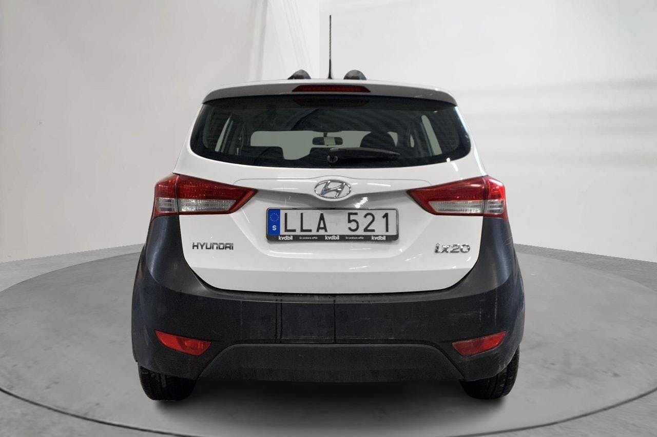 Hyundai ix20 1.6 (125hk) - 224 000 km - Automatyczna - biały - 2013