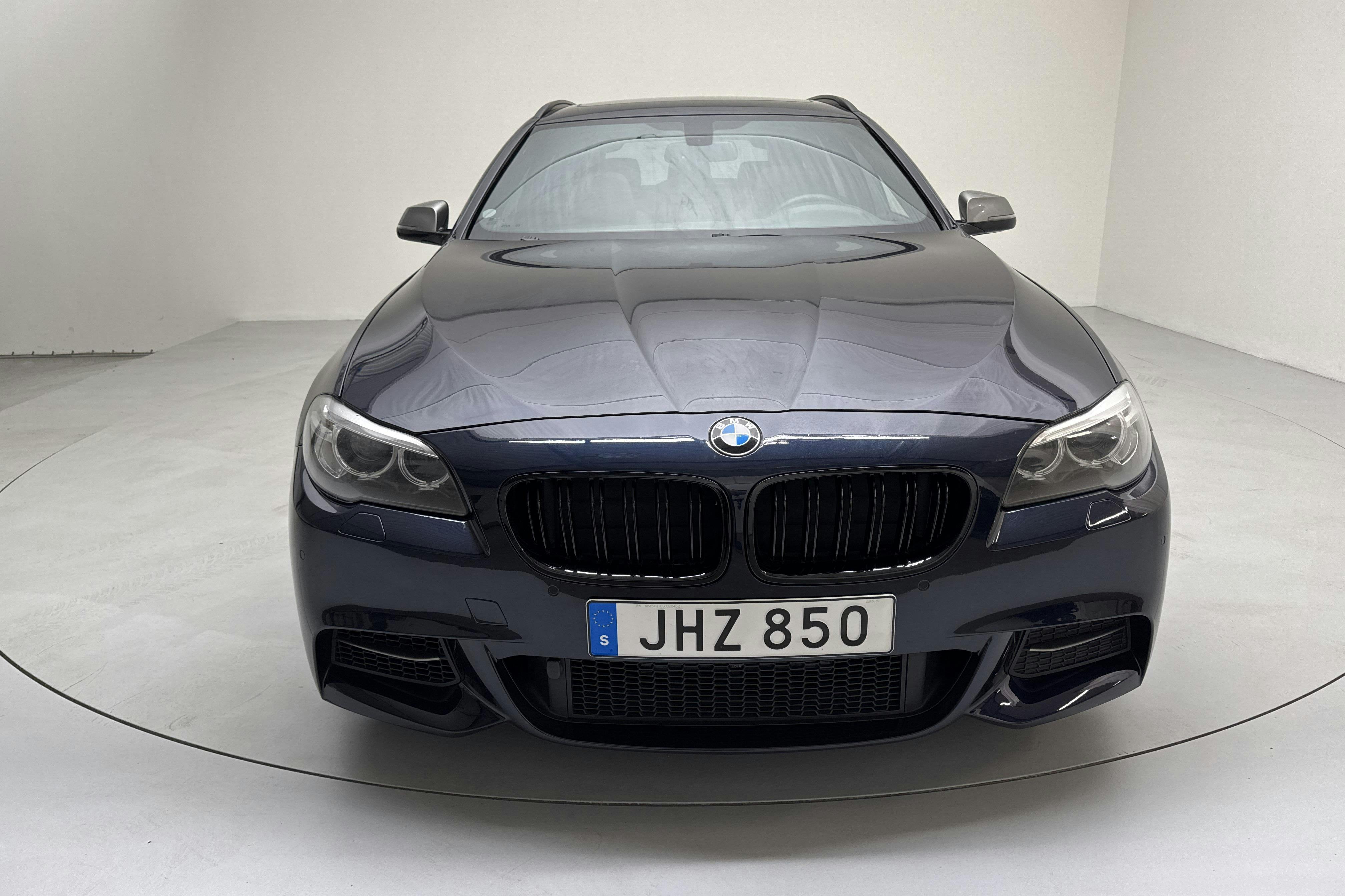 BMW M550d xDrive Touring, F11 (381hk) - 212 600 km - Automatic - blue - 2014