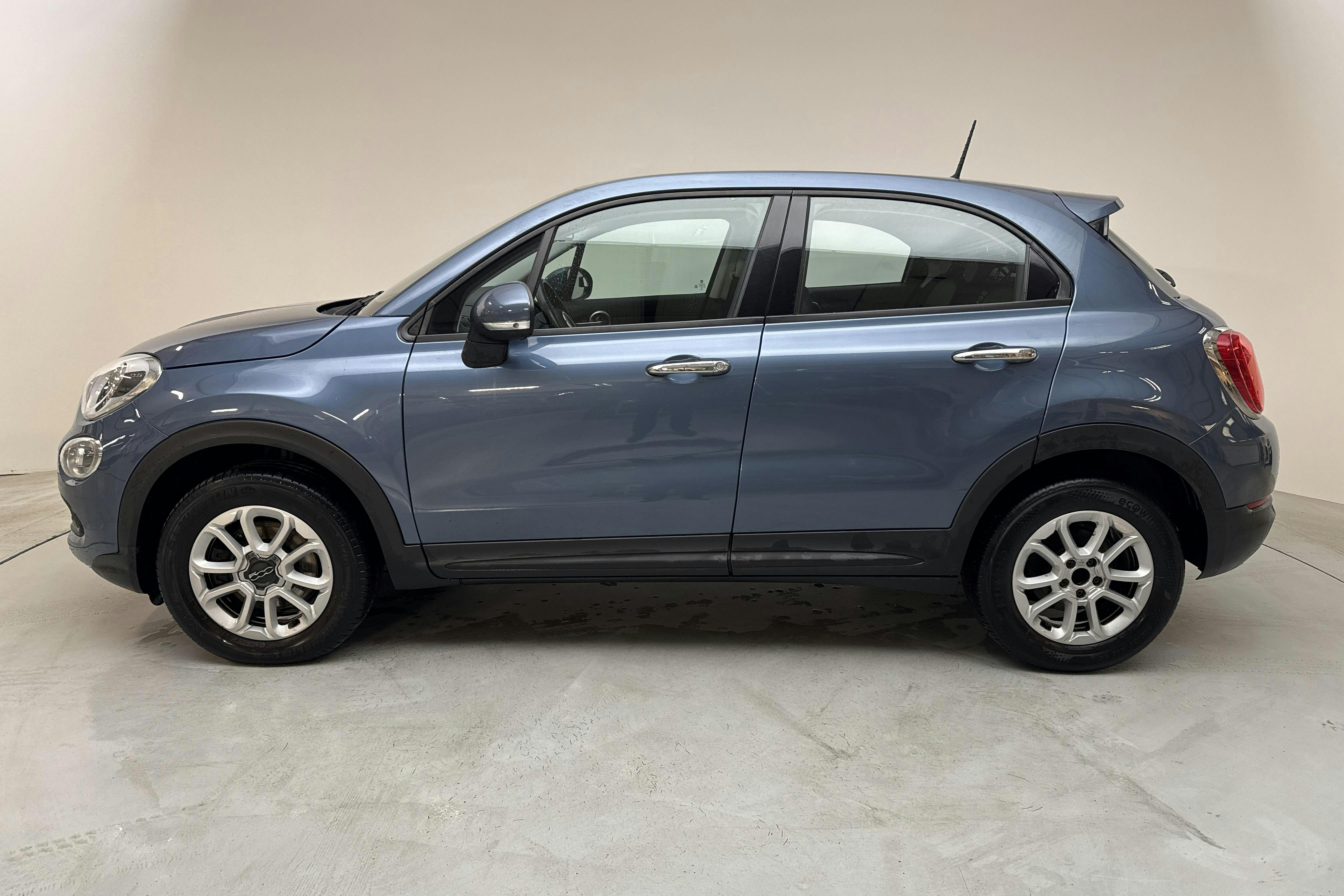 Fiat 500X 1.6 E-torq (110hk) - 78 350 km - Automaatne - sinine - 2017