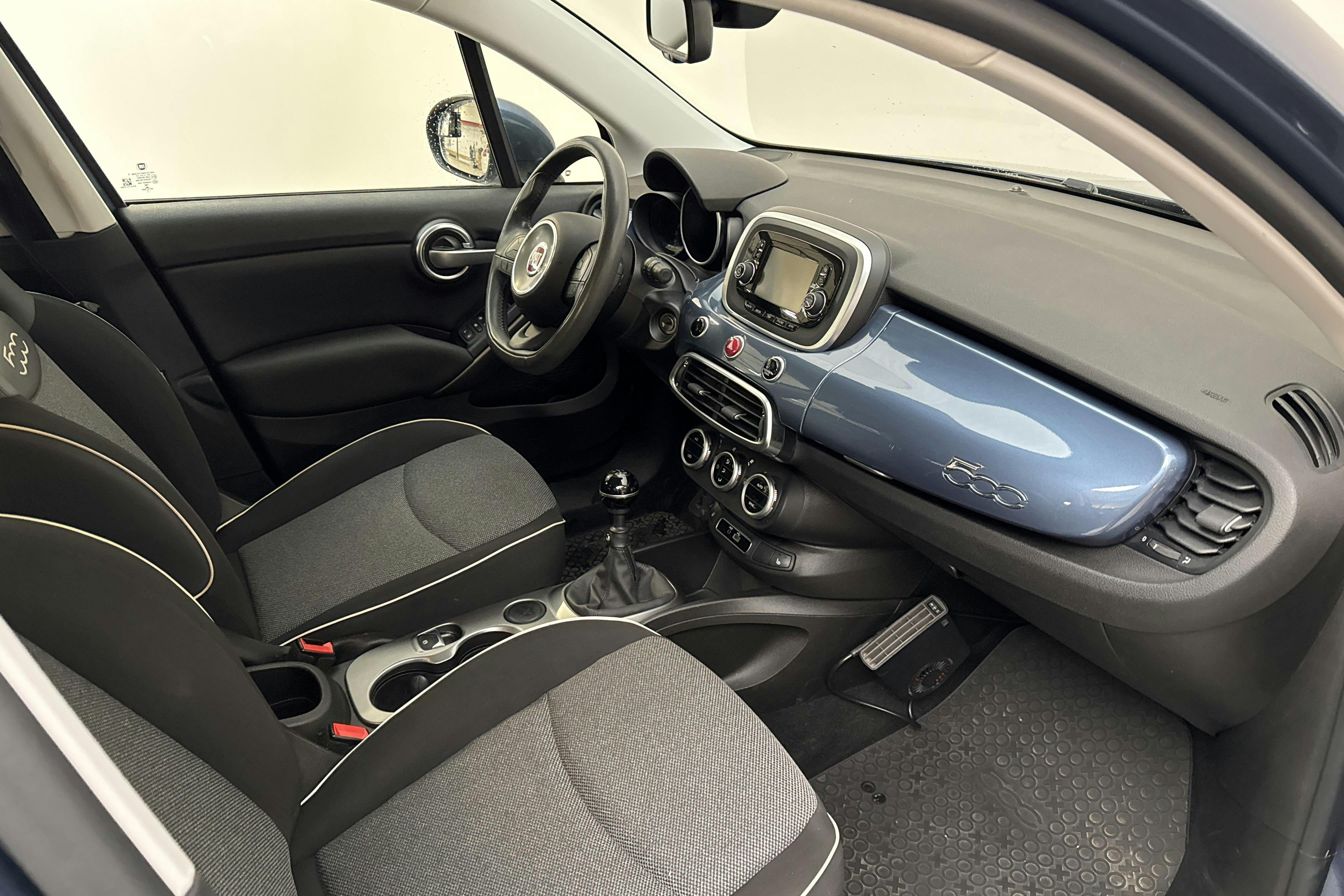 Fiat 500X 1.6 E-torq (110hk) - 78 350 km - Automaatne - sinine - 2017