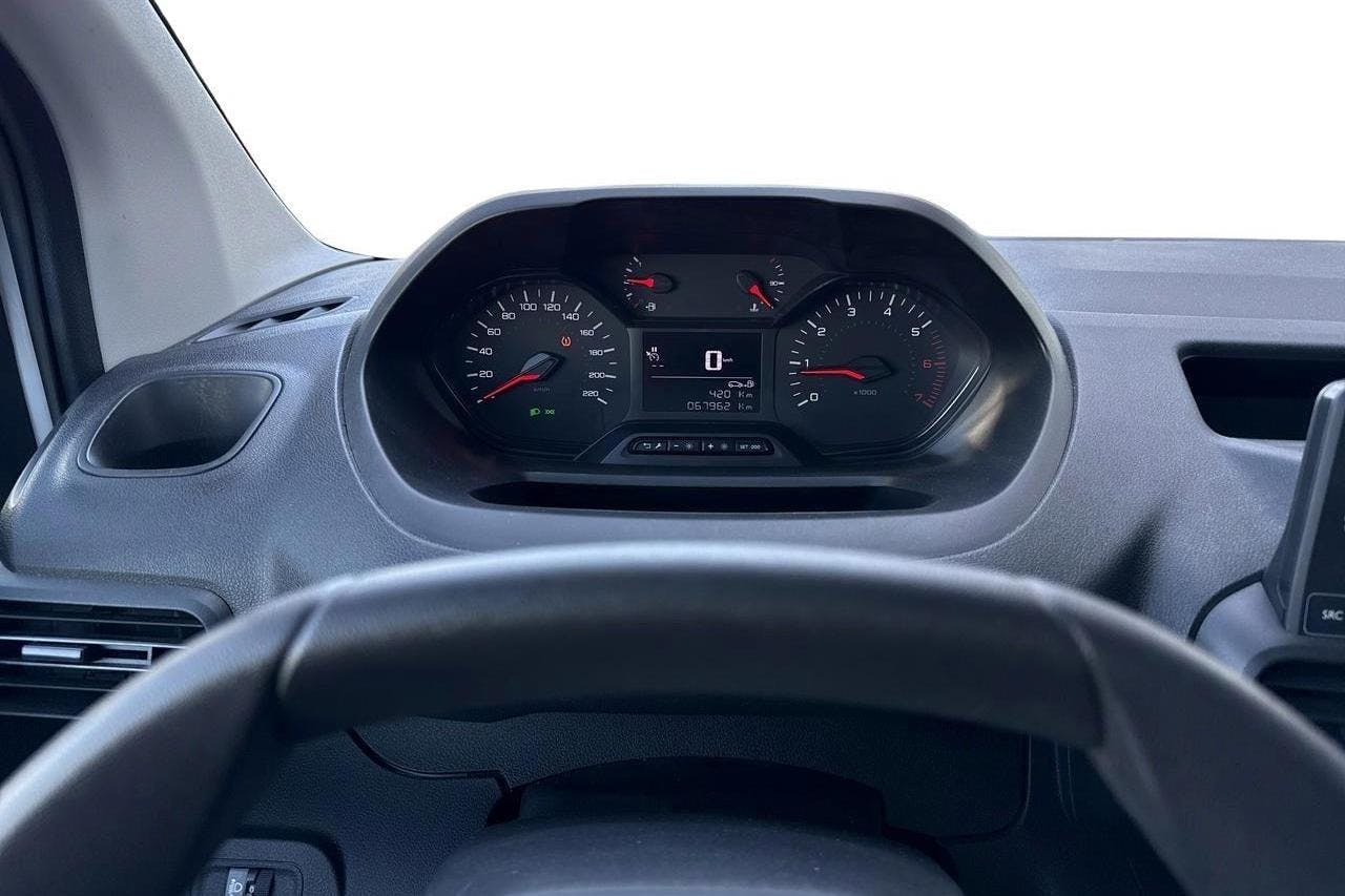 Peugeot Partner 1.5 HDI Skåp (100hk) - 6 796 mil - Manuell - vit - 2019