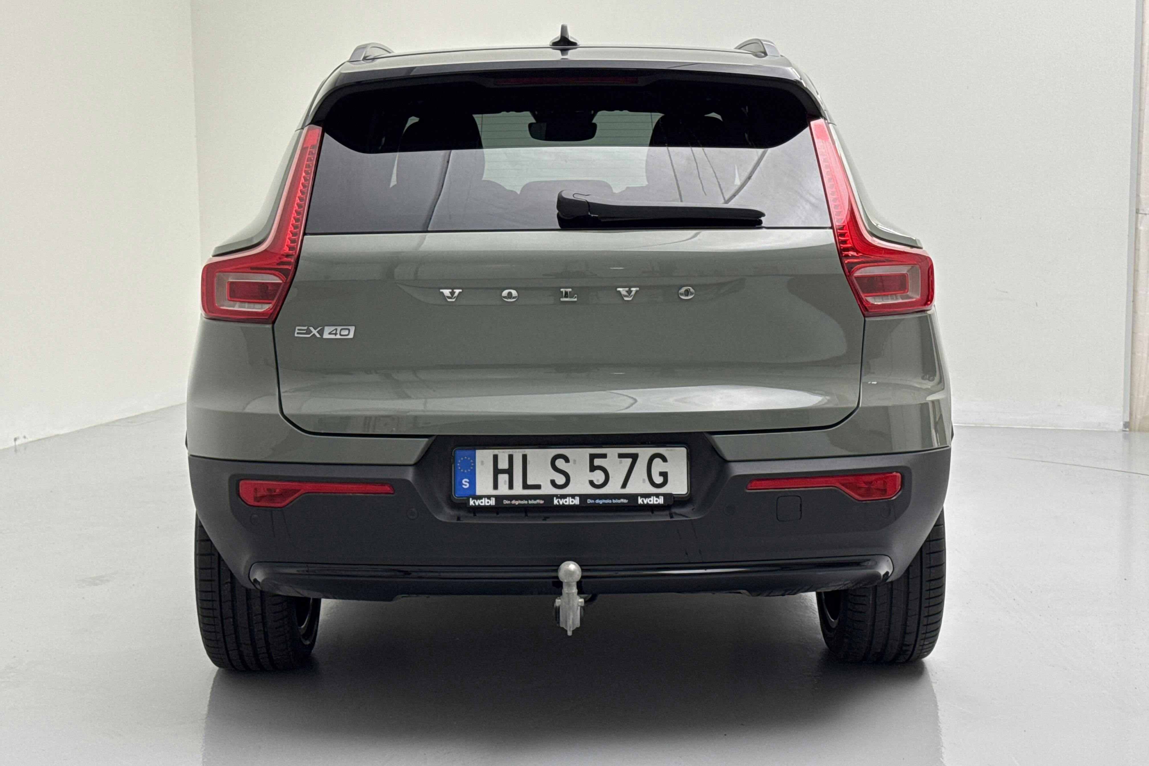 Volvo EX40 Single Motor Extended Range (252hk) - 4 460 km - Automatic - green - 2025
