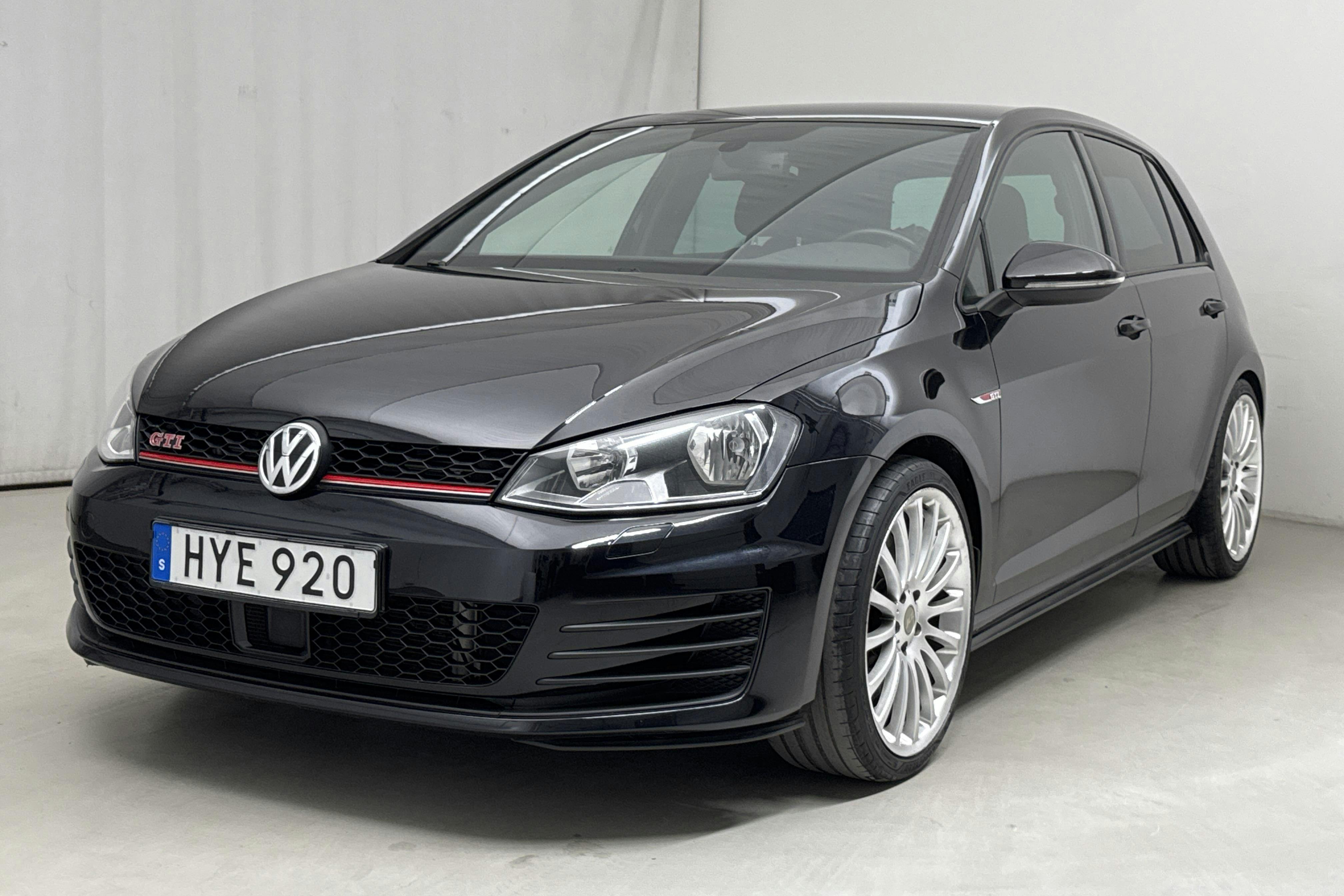 VW Golf VII GTI 5dr (230hk) - 12 314 mil - Manuell - svart - 2016