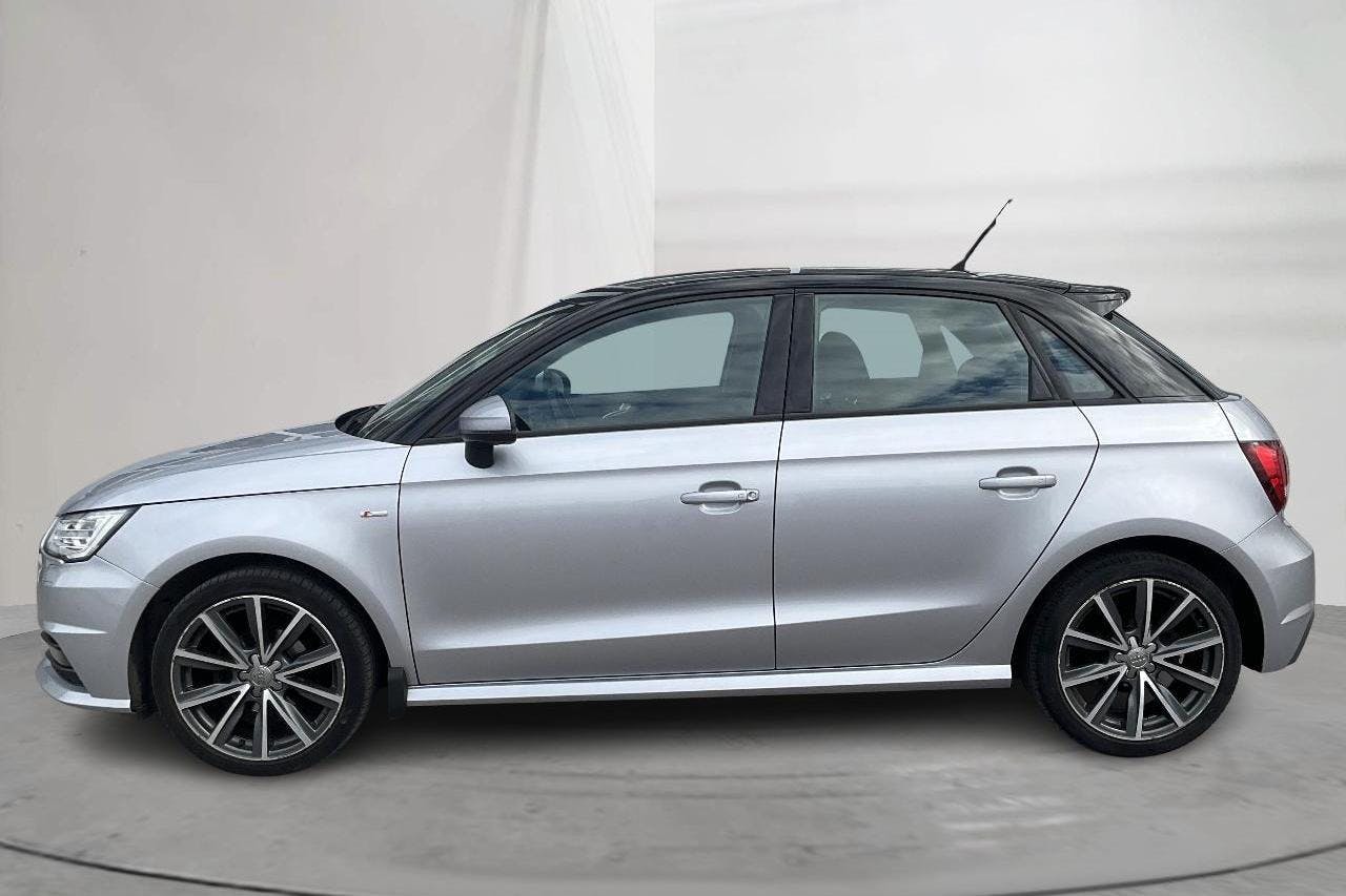 Audi A1 1.0 TFSI Sportback (95hk) - 8 117 mil - Manuell - silver - 2017