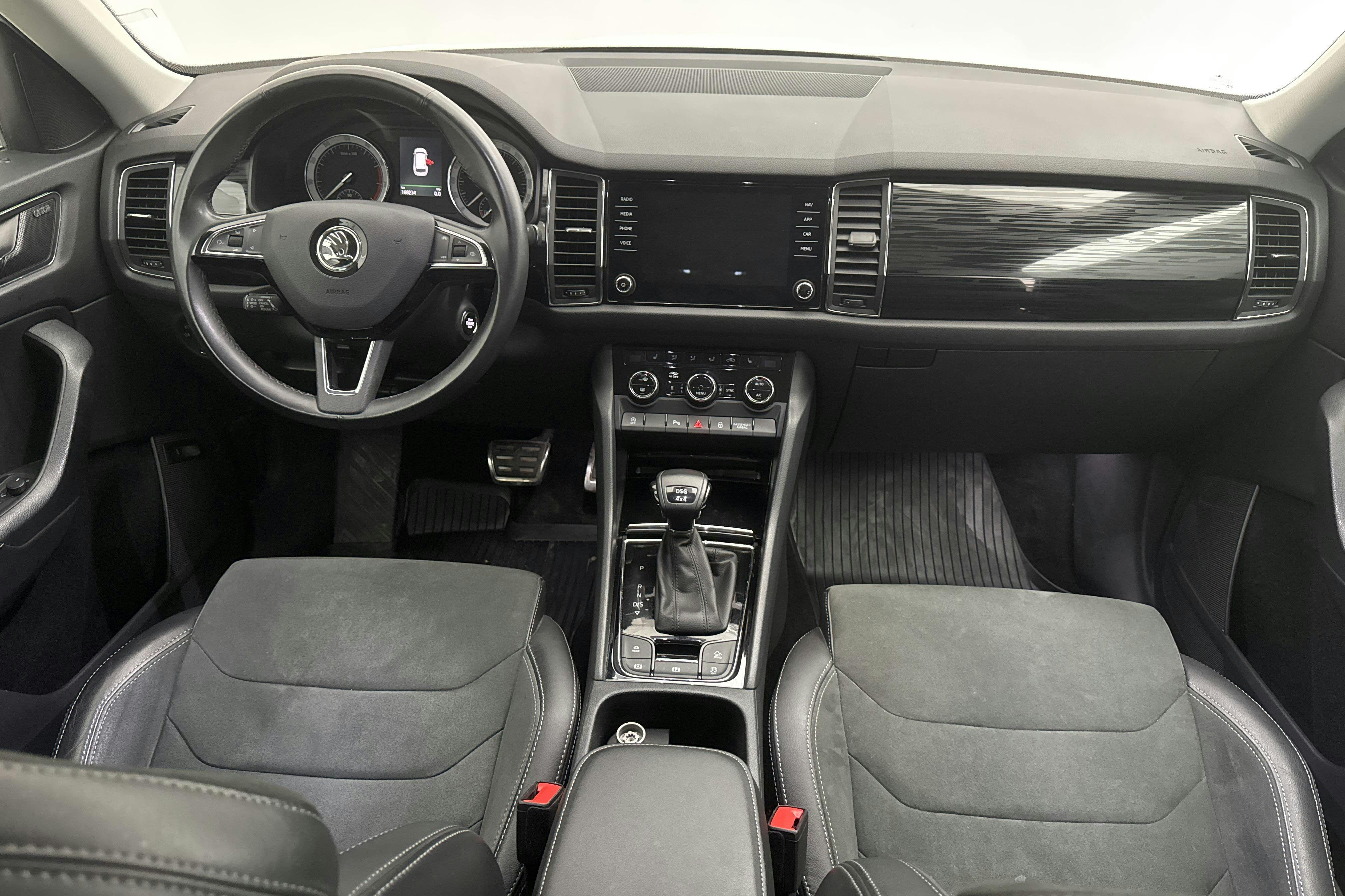 Skoda Kodiaq 2.0 TSI 4X4 (190hk) - 169 240 km - Automatic - white - 2020