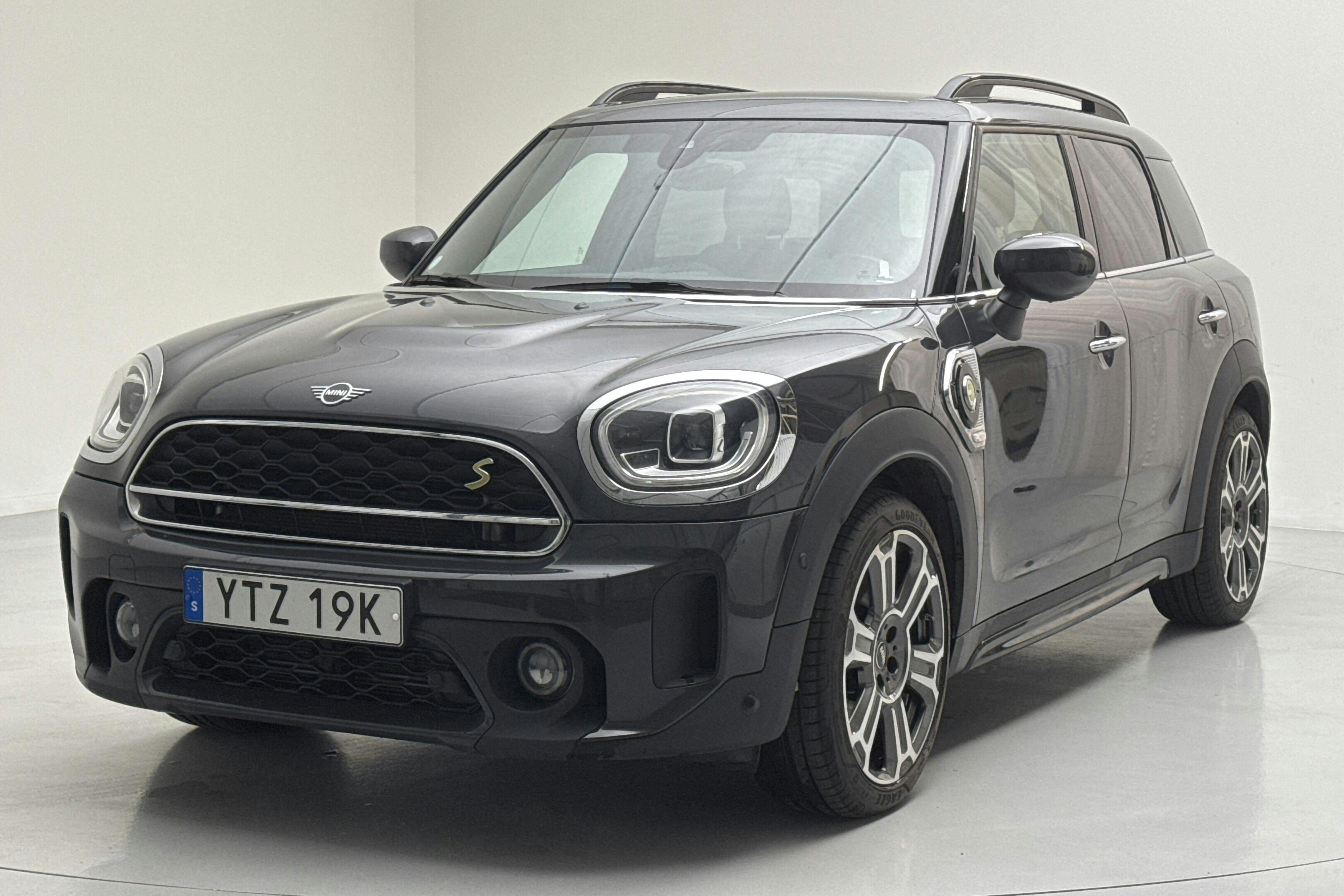 MINI Cooper S E ALL4 Countryman 10,0 kWh, F60 LCI (224hk) - 5 710 mil - Automat - grå - 2021