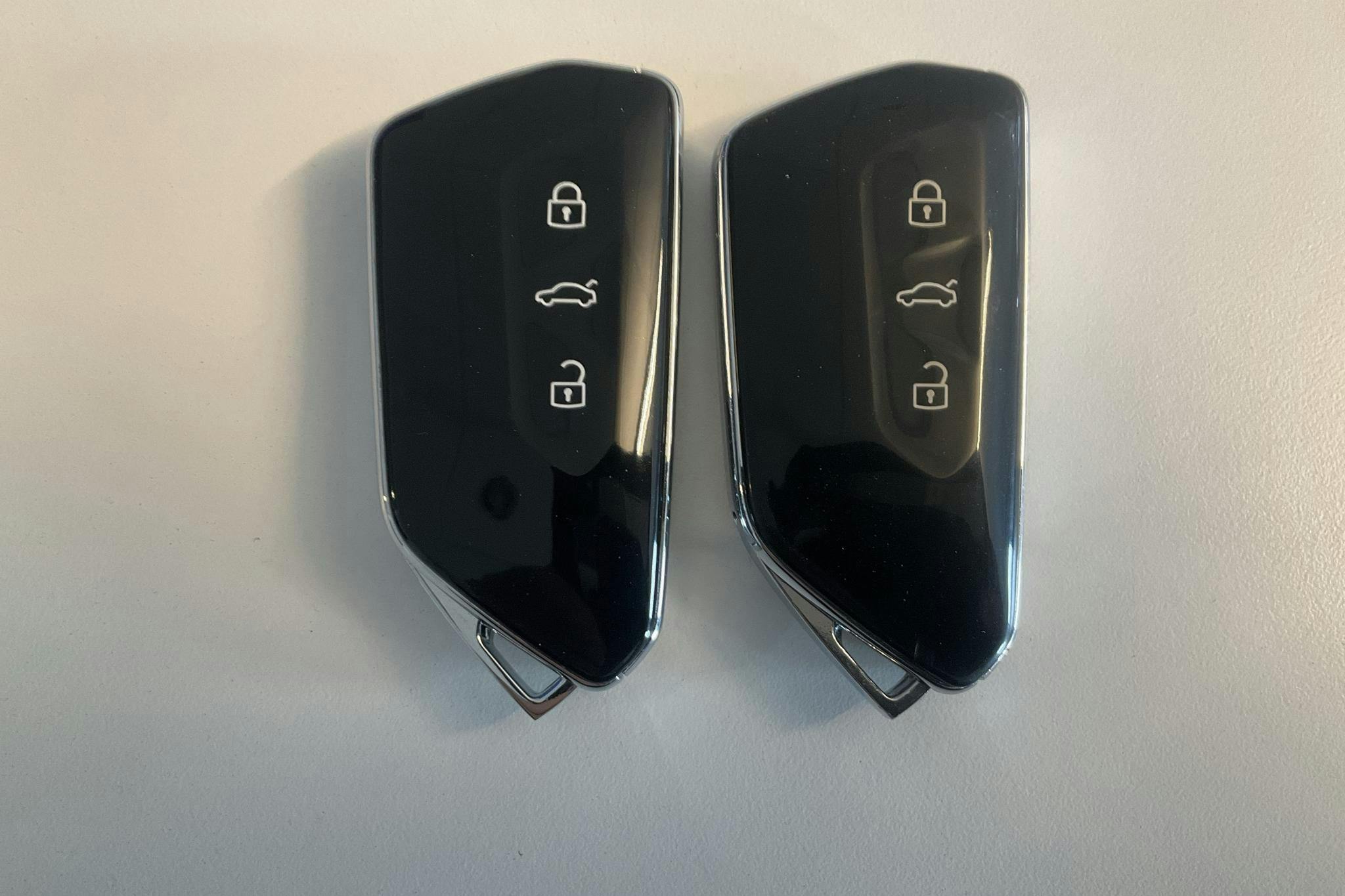 VW ID.4 77kWh (204hk) - 9 238 mil - Automat - vit - 2021