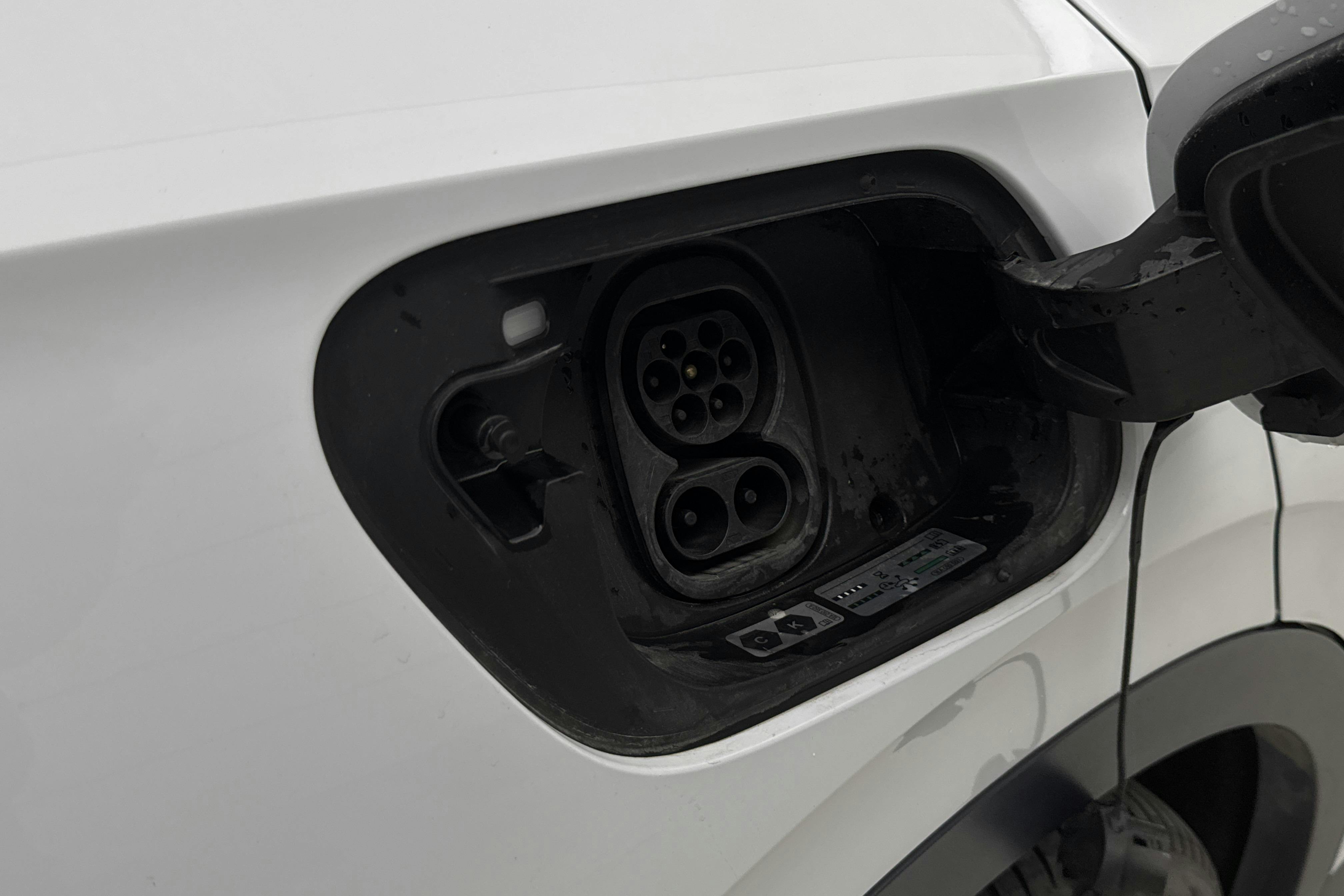 VW ID.4 77kWh (204hk) - 9 238 mil - Automat - vit - 2021