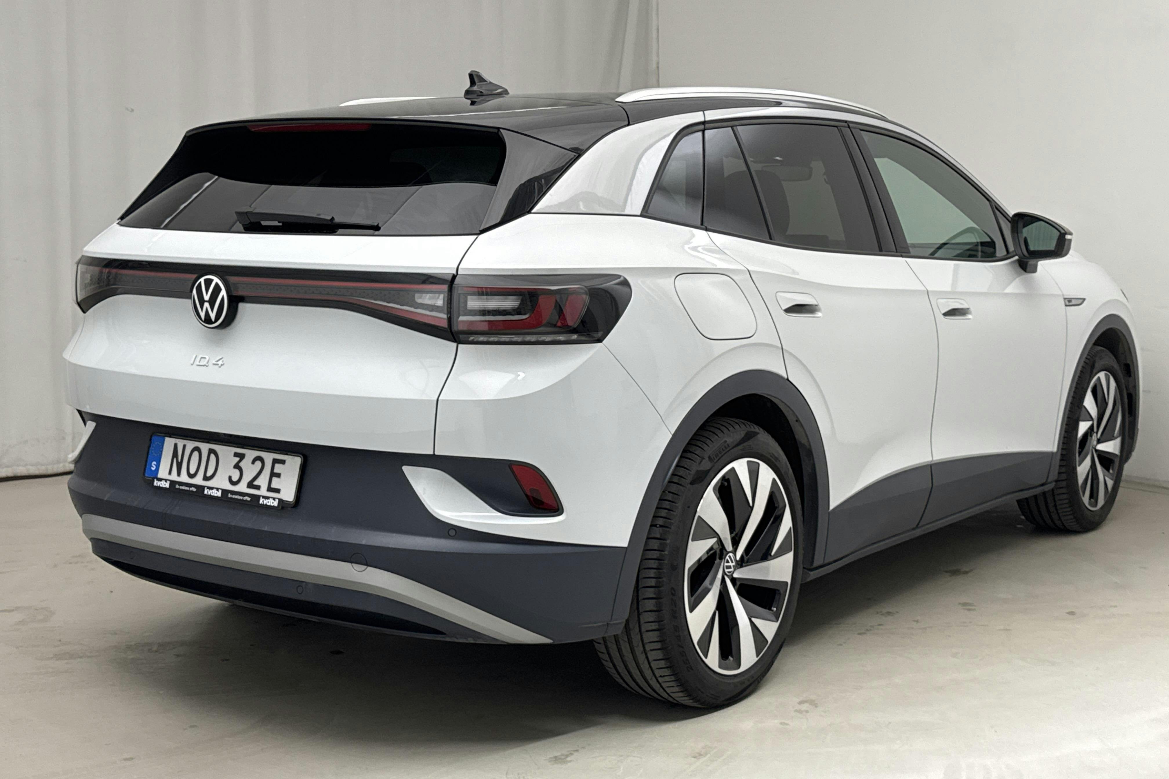 VW ID.4 77kWh (204hk) - 9 238 mil - Automat - vit - 2021