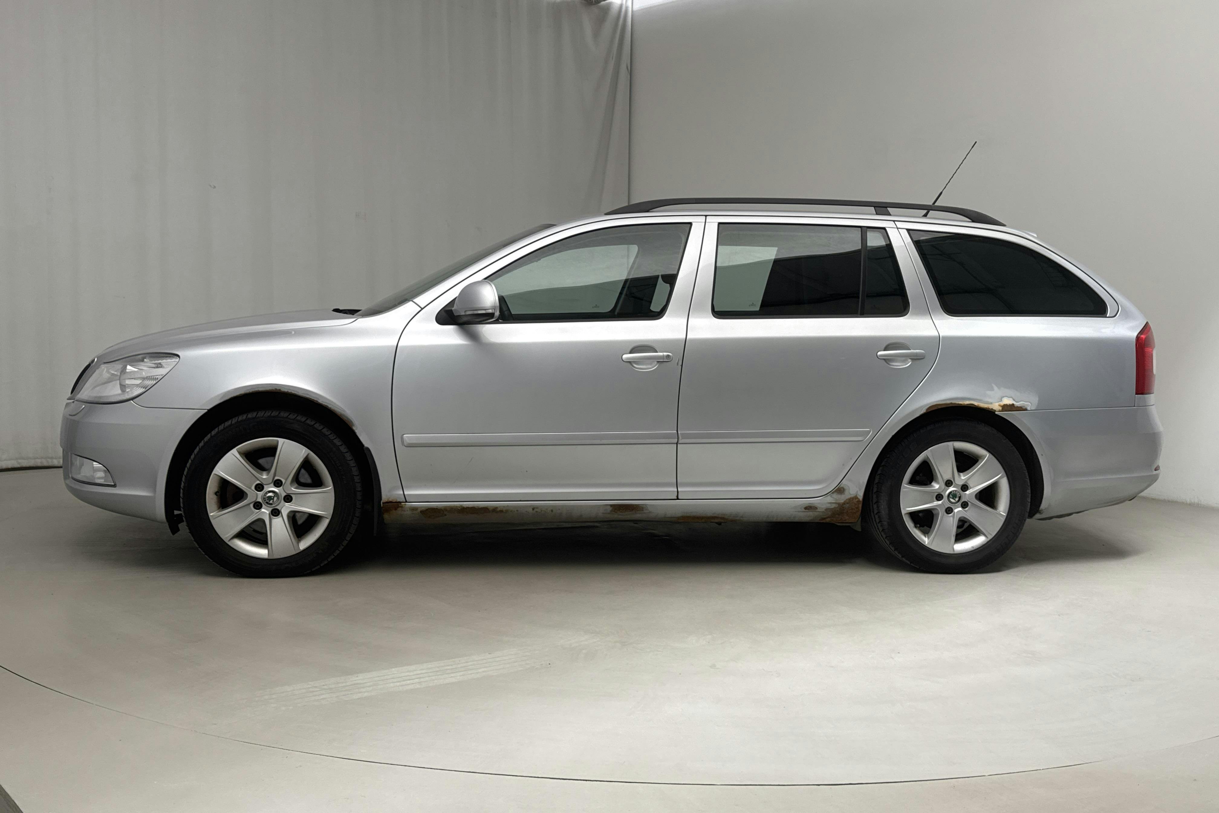 Skoda Octavia II 1.8 TSI Kombi (160hk) - 214 020 km - Manual - silver - 2010
