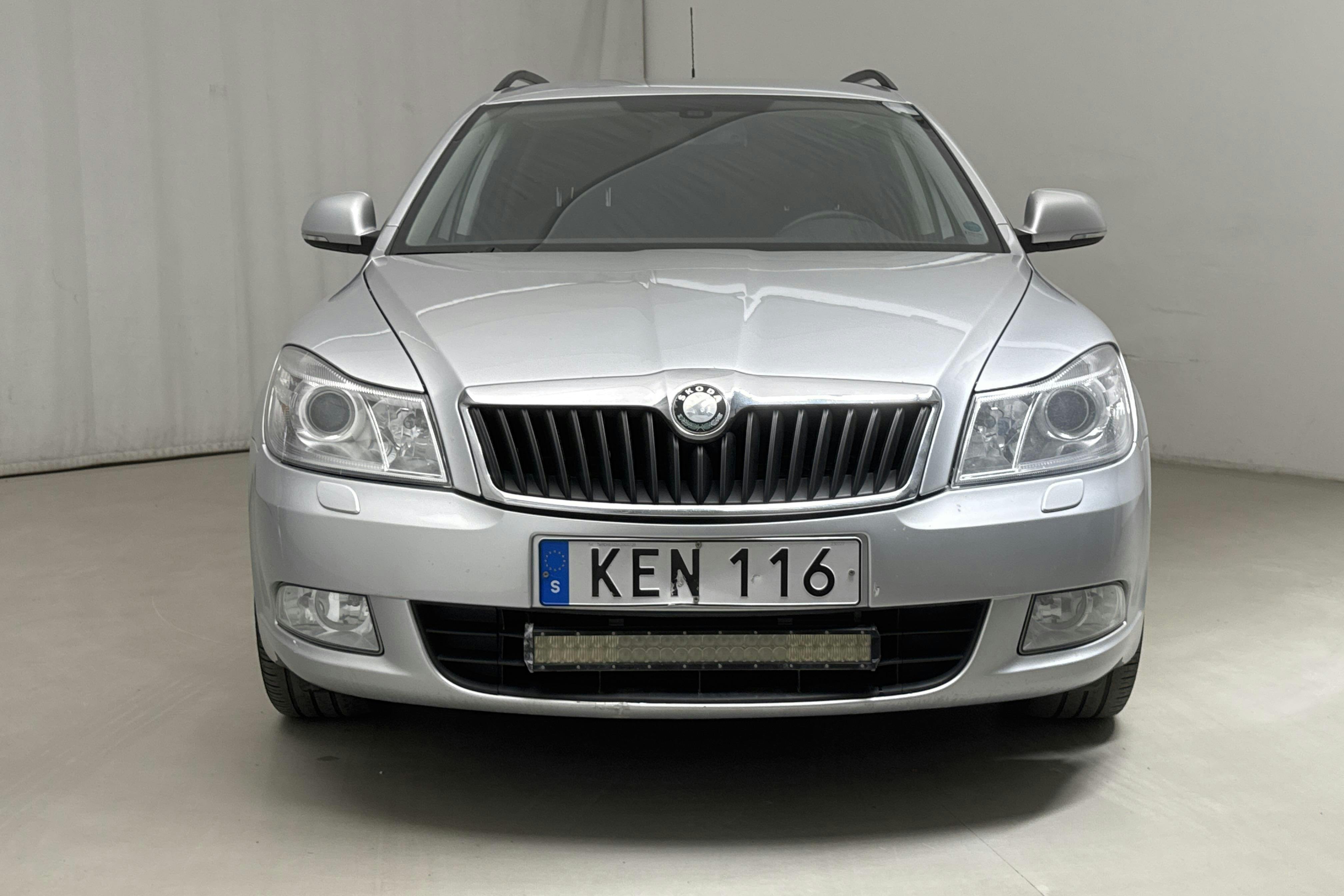 Skoda Octavia II 1.8 TSI Kombi (160hk) - 214 020 km - Manual - silver - 2010