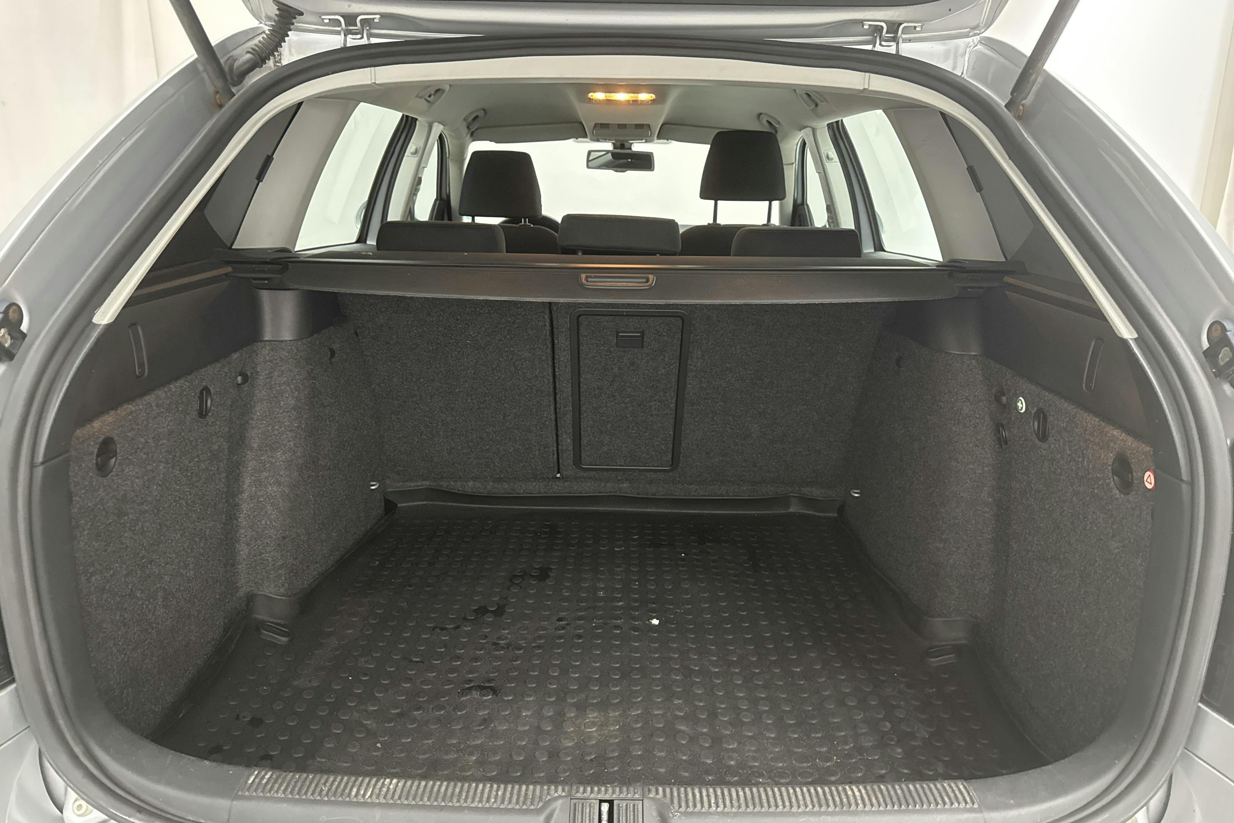 Skoda Octavia II 1.8 TSI Kombi (160hk) - 214 020 km - Manual - silver - 2010