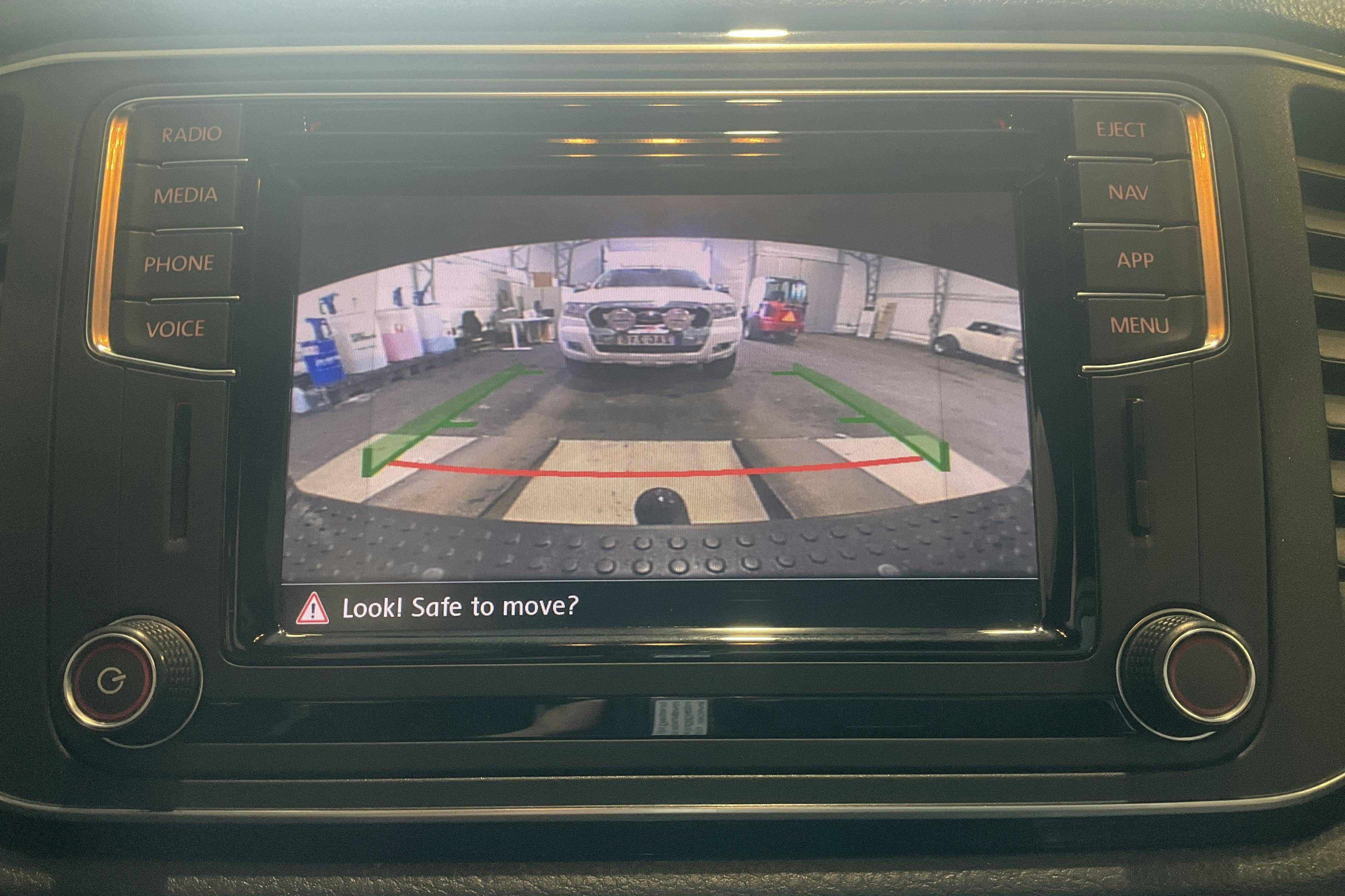 VW Amarok 3.0 TDI 4motion (258hk) - 14 604 mil - Automat - svart - 2019
