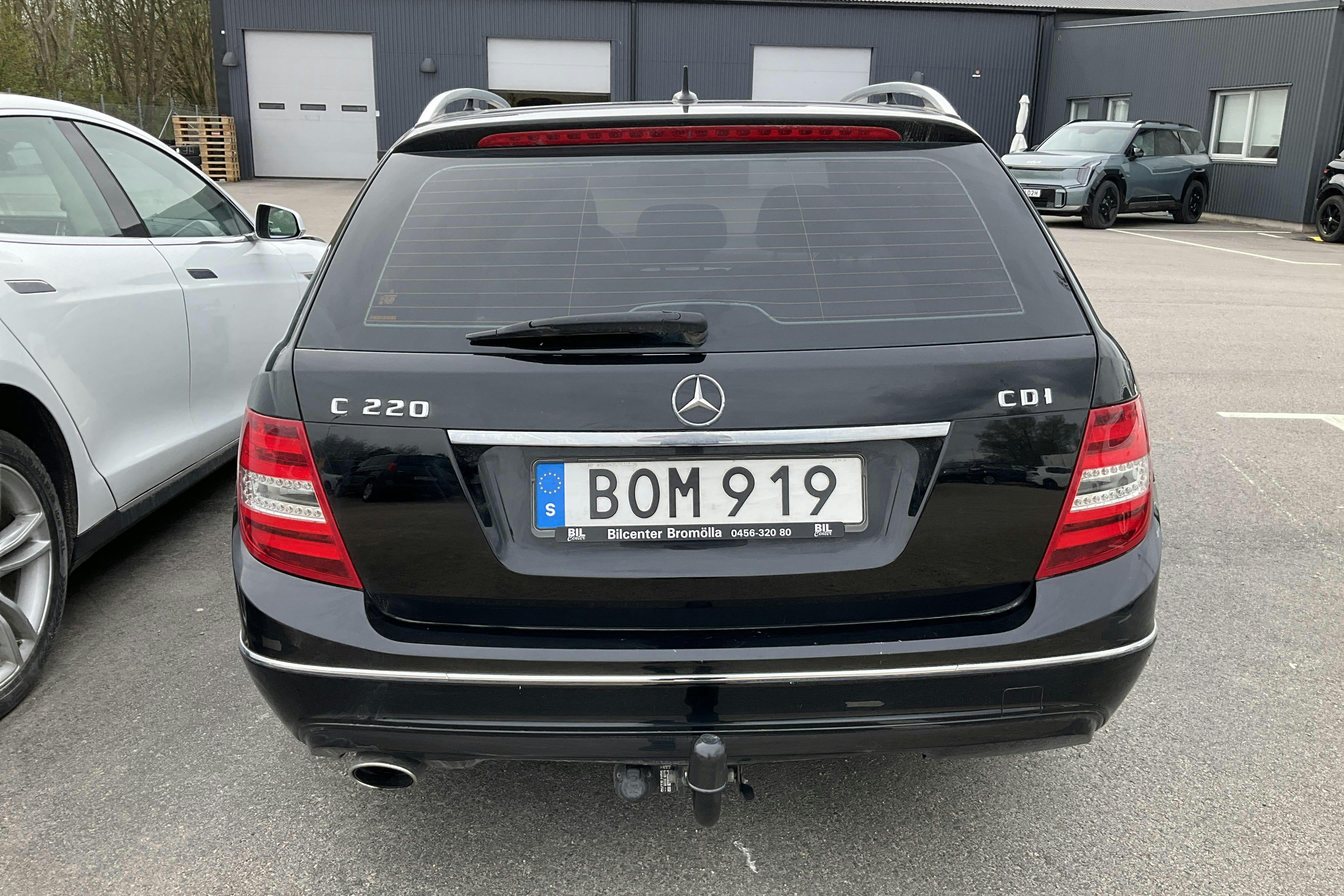 Mercedes C 220 CDI Kombi BlueEfficiency S204 (170hk) - 247 120 km - Automatic - black - 2014