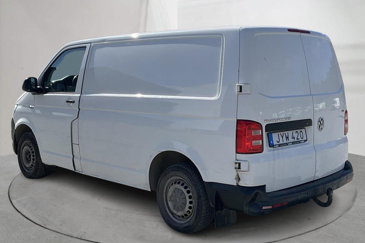 VW Transporter T6 2.0 TDI BMT Skåp (102hk) - 286 630 km - Käsitsi - valge - 2018