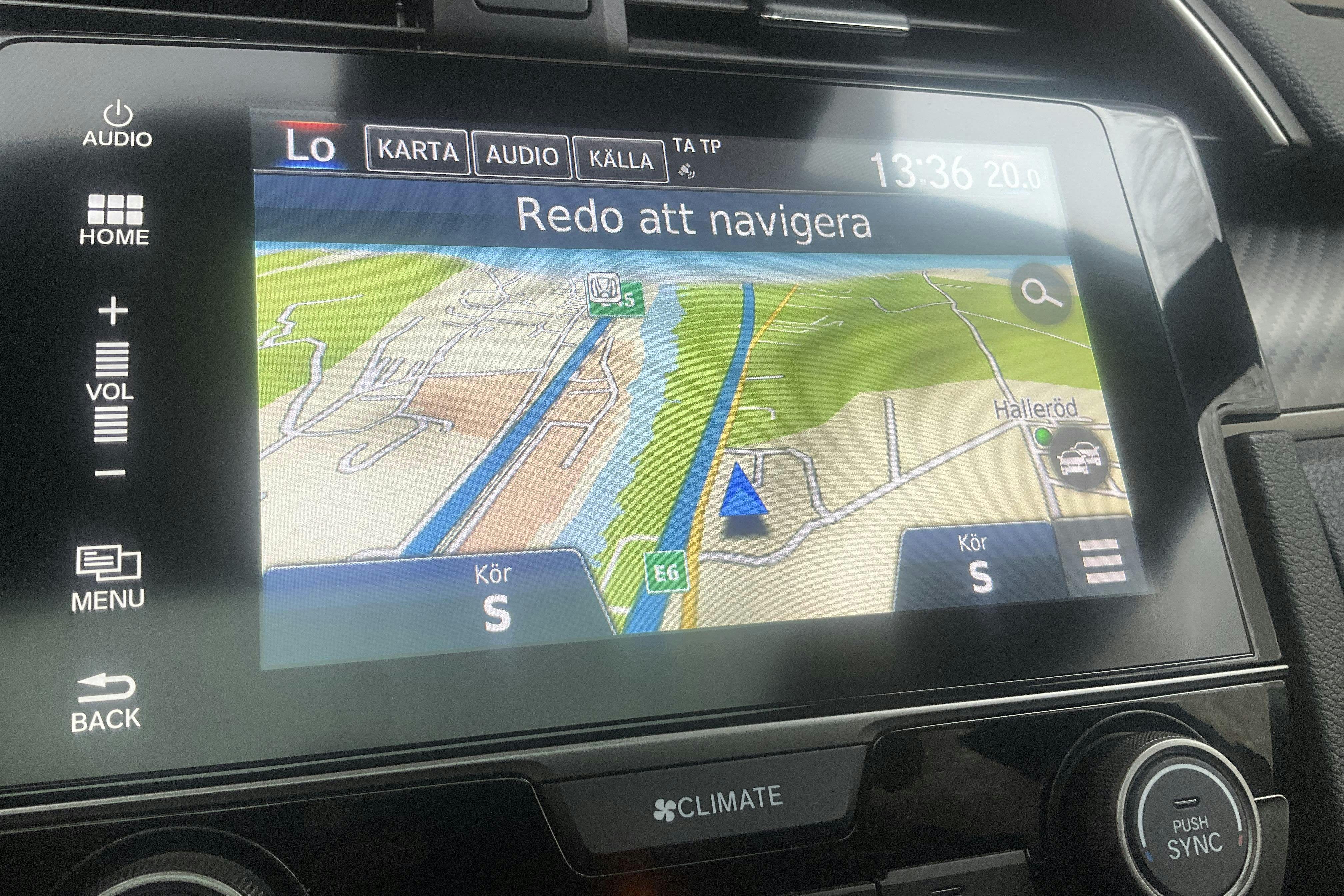 Honda Civic 1.5 i-VTEC 5dr (182hk) - 4 696 mil - Automat - röd - 2017