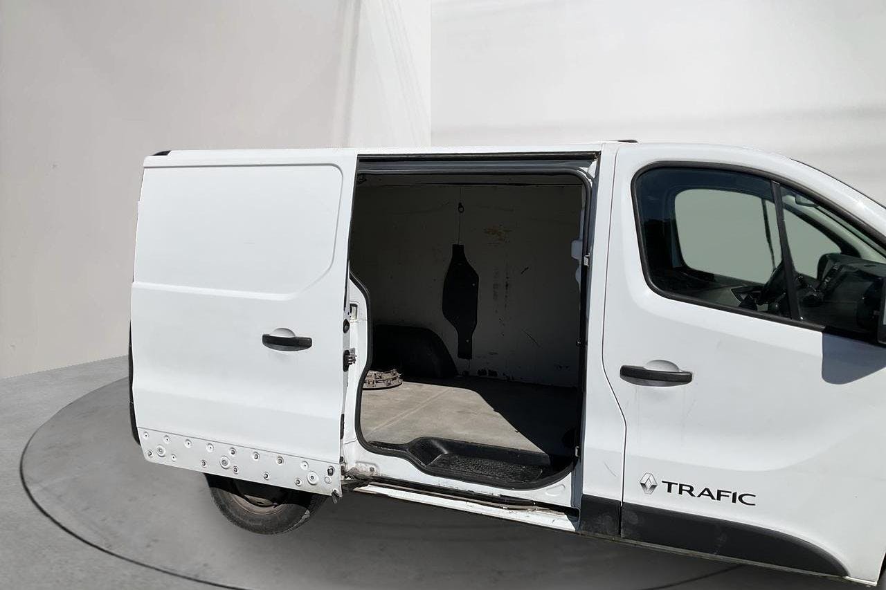 Renault Trafic 1.6 dCi Skåp (95hk) - 165 850 km - Käsitsi - valge - 2017