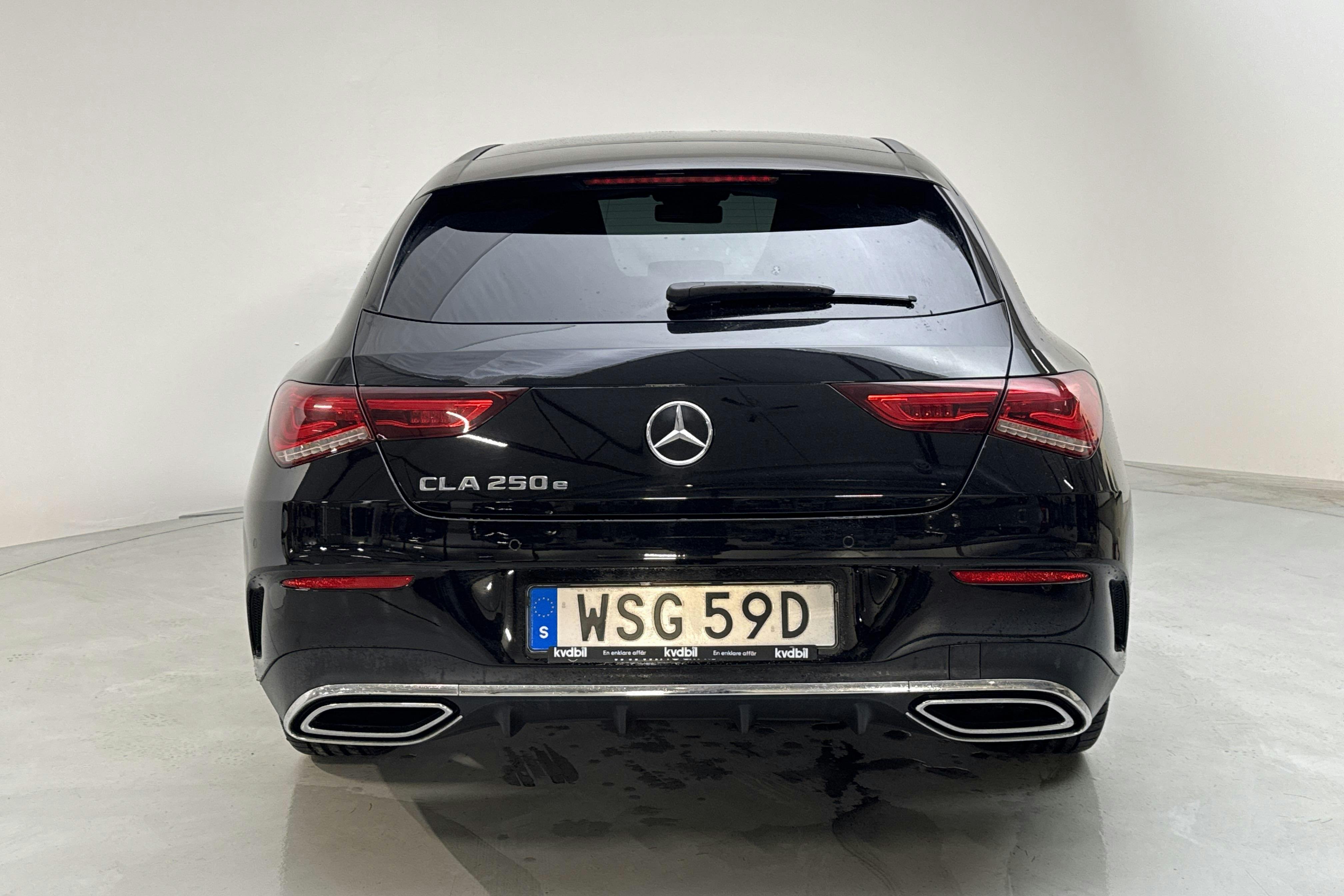 Mercedes CLA 250 e Shooting Brake X118 (218hk) - 81 860 km - Automatic - black - 2022