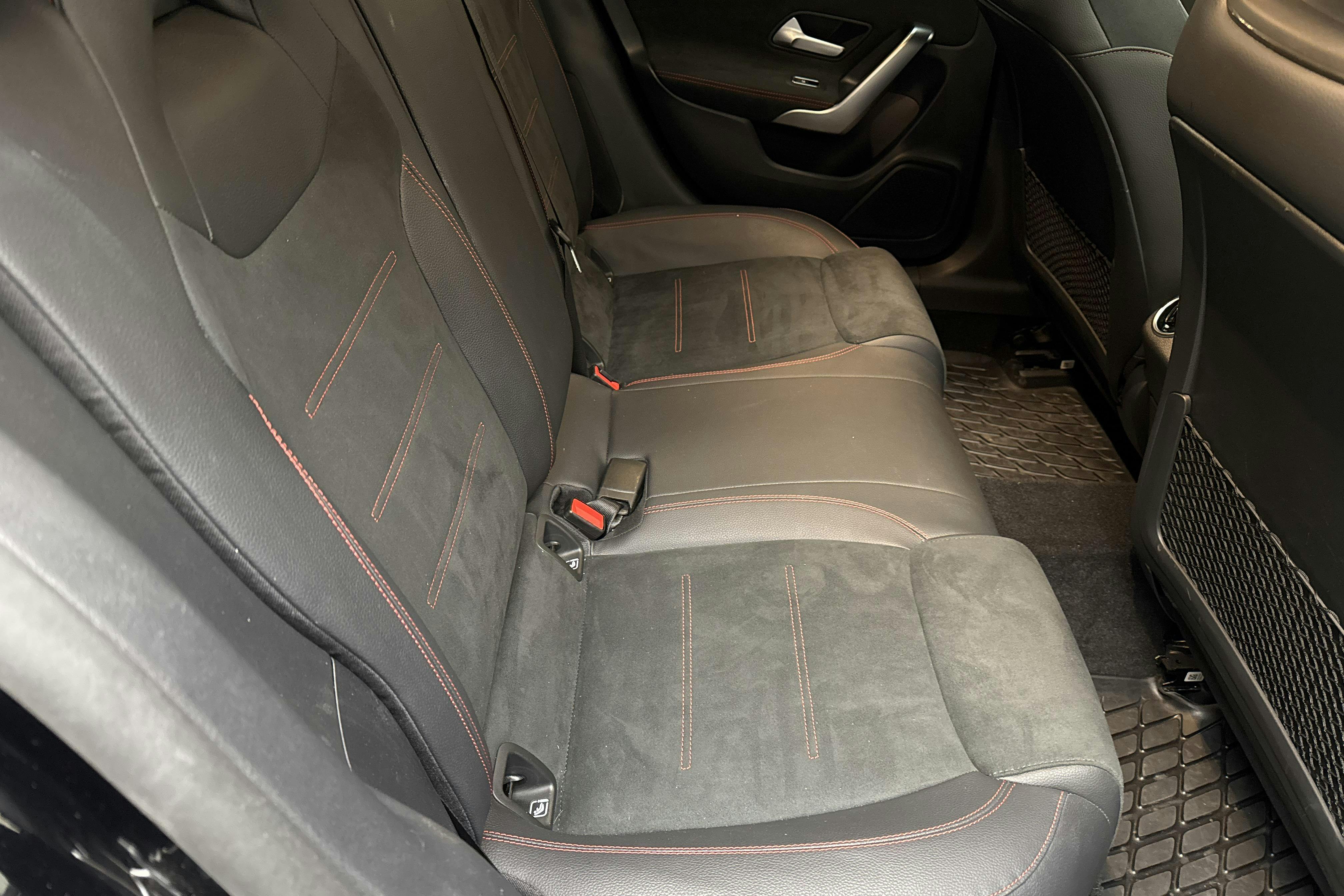Mercedes CLA 250 e Shooting Brake X118 (218hk) - 81 860 km - Automatic - black - 2022