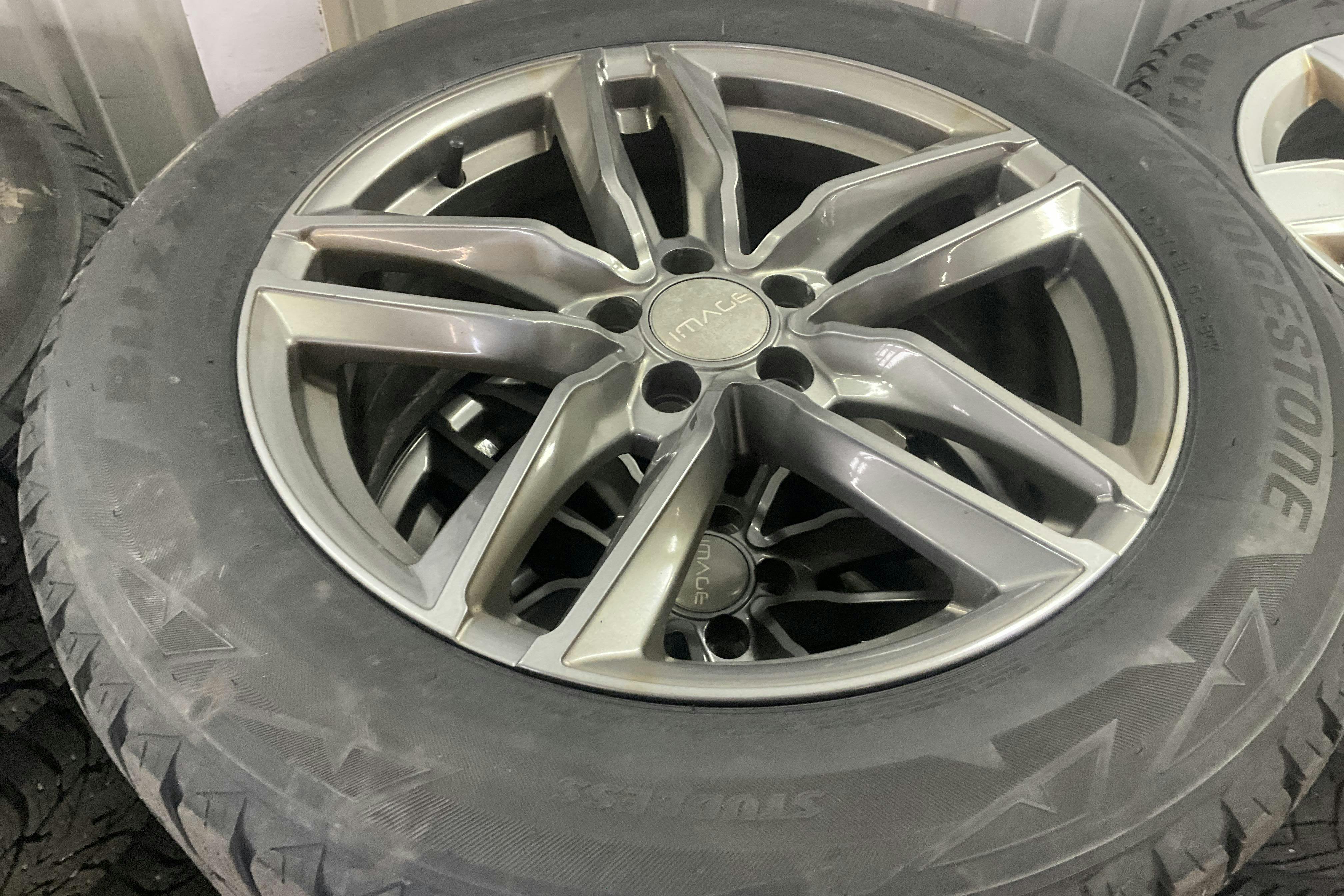 Volvo XC60 B4 AWD Mildhybrid, Diesel (197hk) - 207 140 km - Automatic - white - 2022