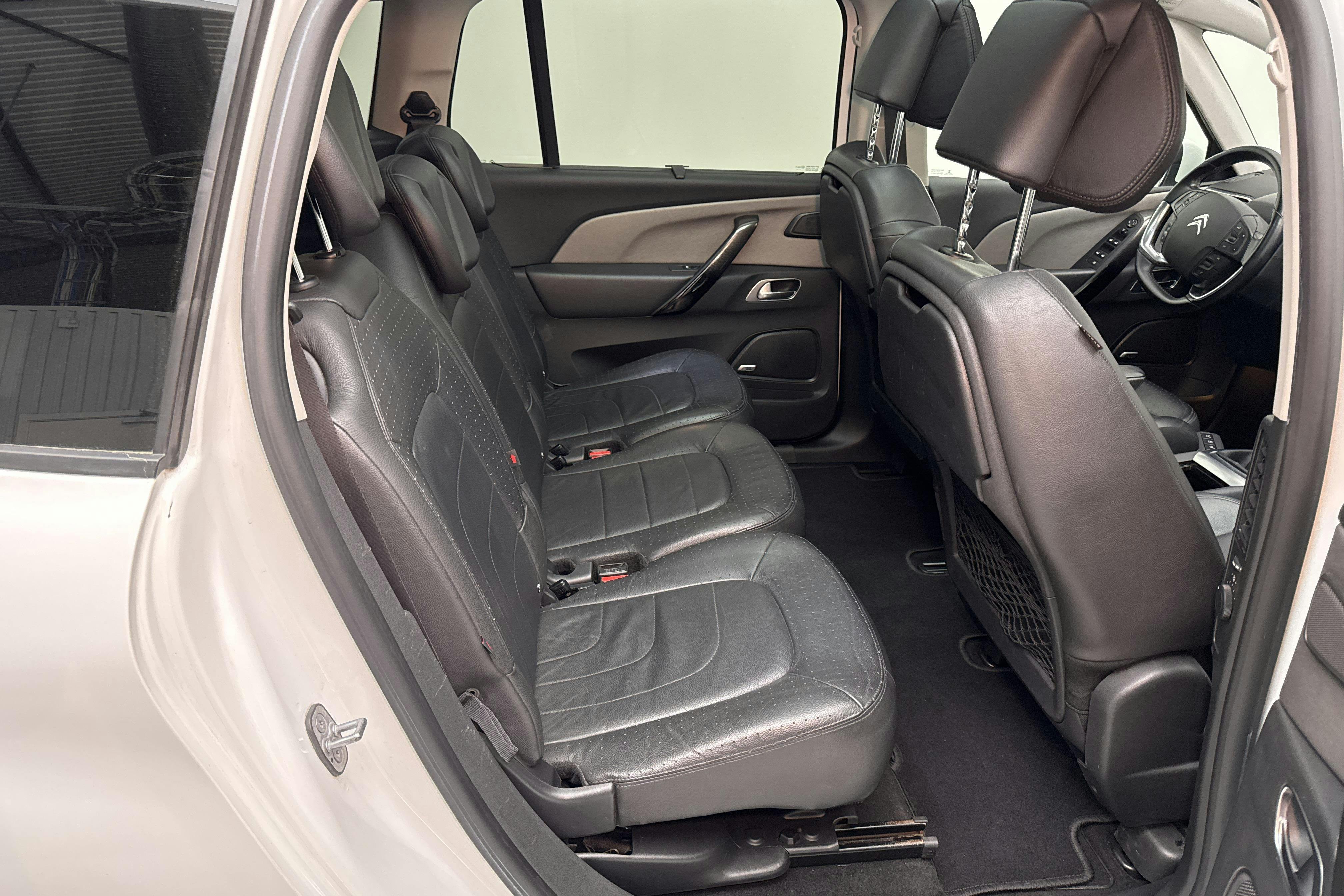 Citroën C4 Grand Picasso Puretech (130hk) - 185 420 km - Manualna - biały - 2017