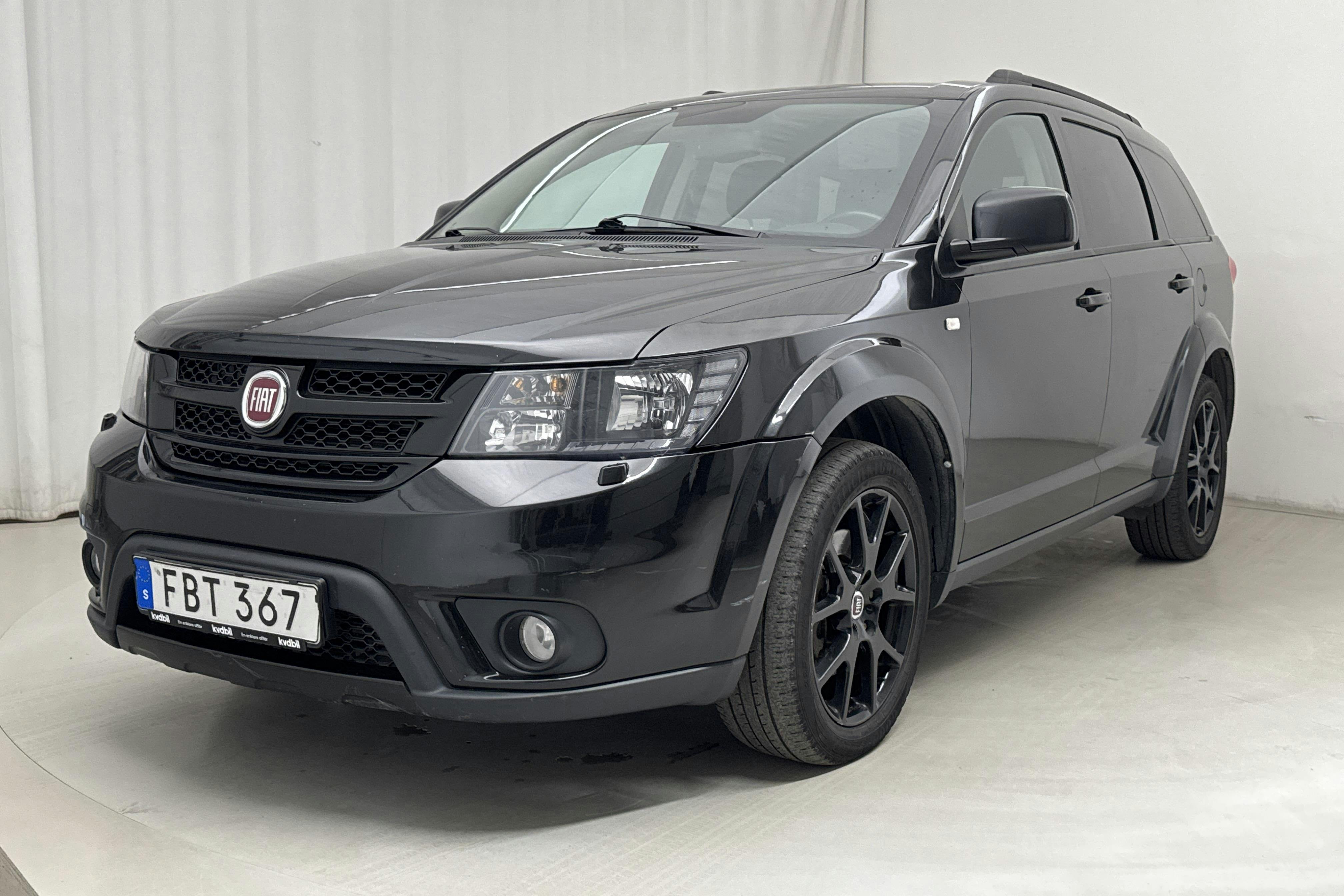Fiat Freemont 2.0 Multijet AWD (170hk) - 203 330 km - Automaattinen - musta - 2015
