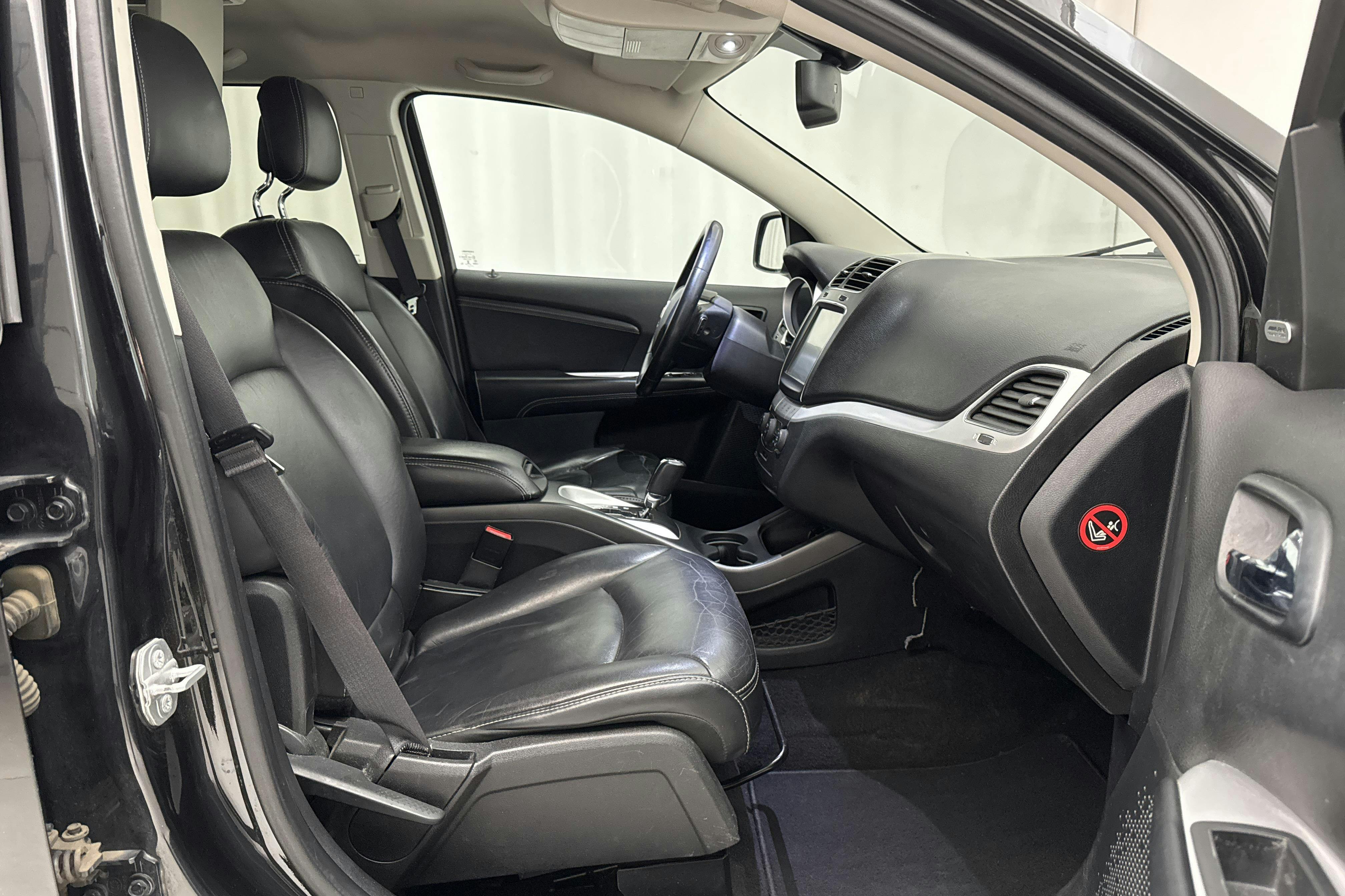 Fiat Freemont 2.0 Multijet AWD (170hk) - 203 330 km - Automaattinen - musta - 2015