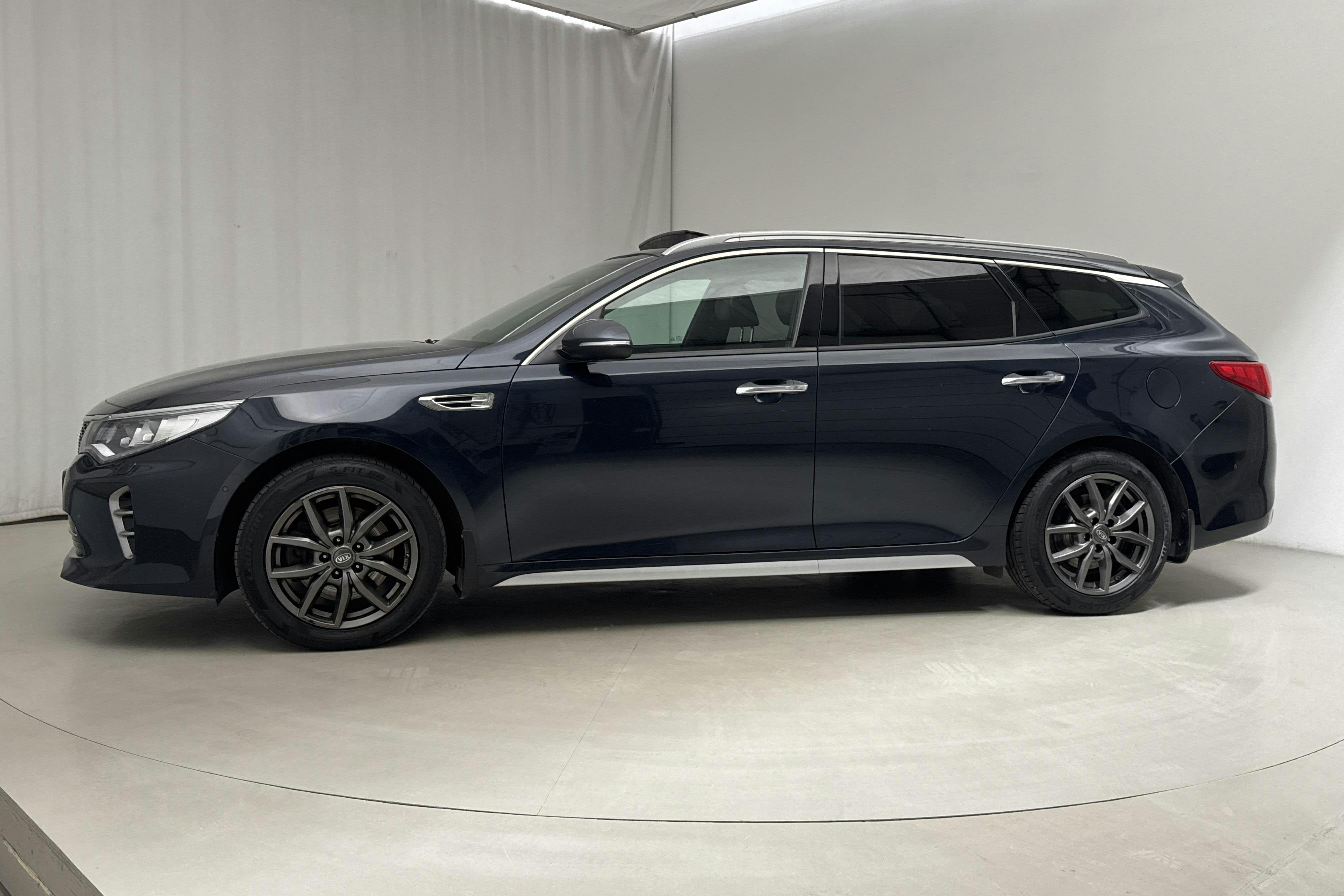 KIA Optima 1.7 CRDi SW (141hk) - 11 922 mil - Automat - blå - 2017