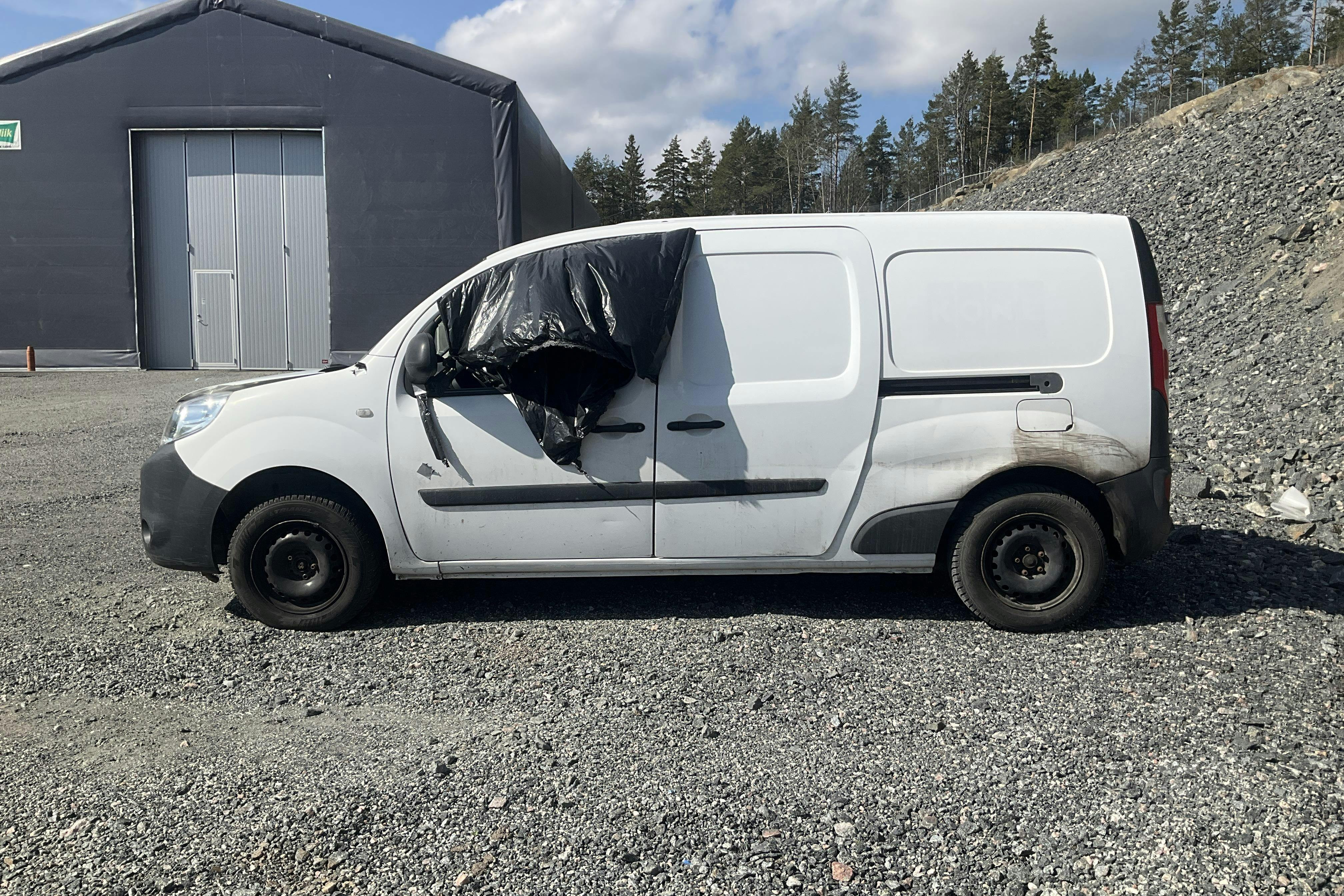 Renault Kangoo 1.5 dCi Maxi skåp (90hk) - 151 910 km - Käsitsi - valge - 2017