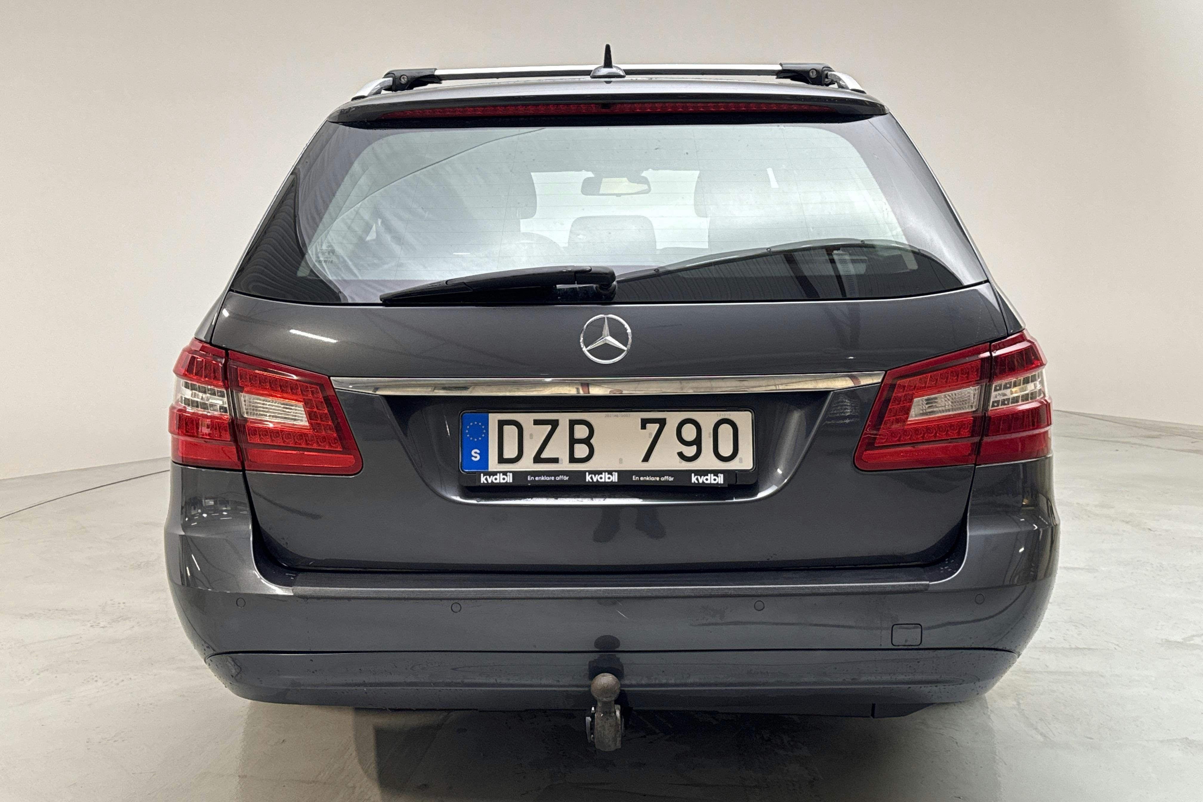 Mercedes E 220 CDI Kombi S212 (170hk) - 287 260 km - Automatyczna - Dark Grey - 2013