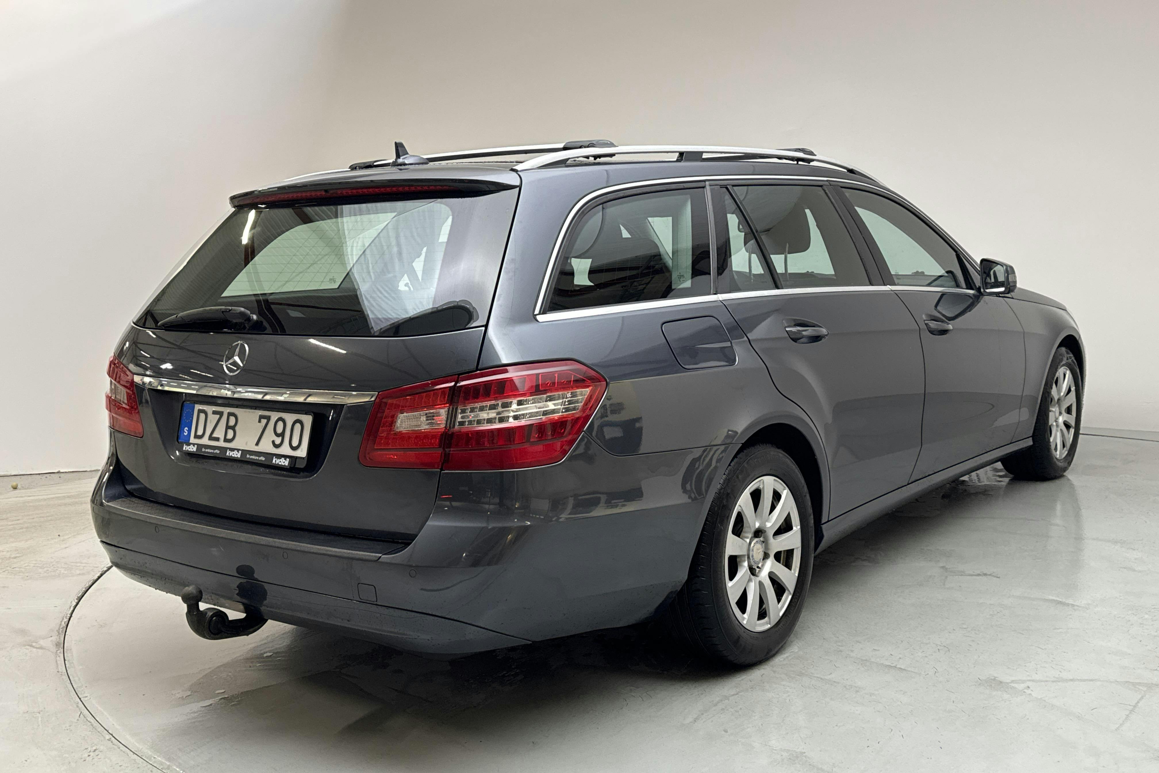 Mercedes E 220 CDI Kombi S212 (170hk) - 287 260 km - Automatyczna - Dark Grey - 2013