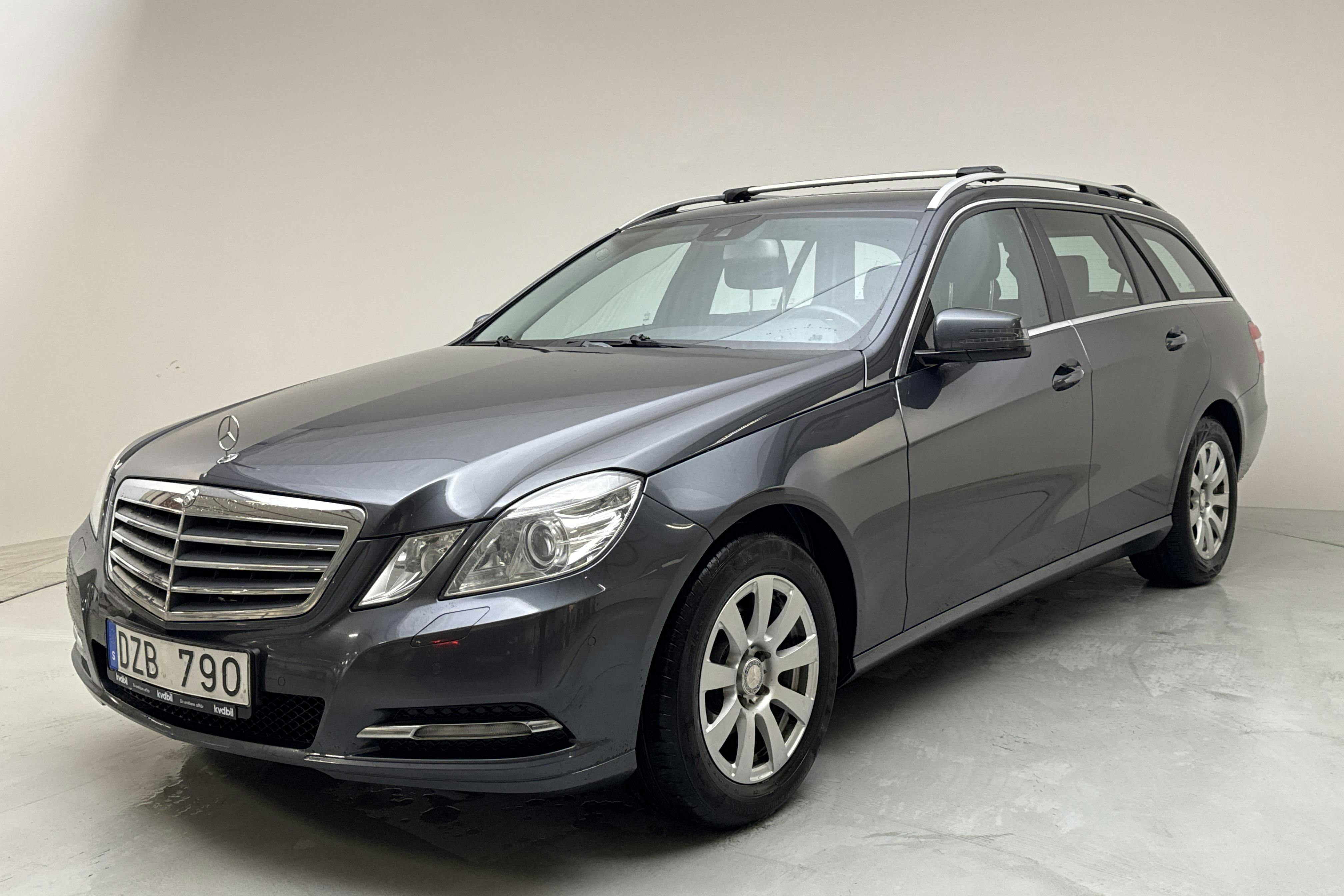 Mercedes E 220 CDI Kombi S212 (170hk) - 287 260 km - Automatyczna - Dark Grey - 2013