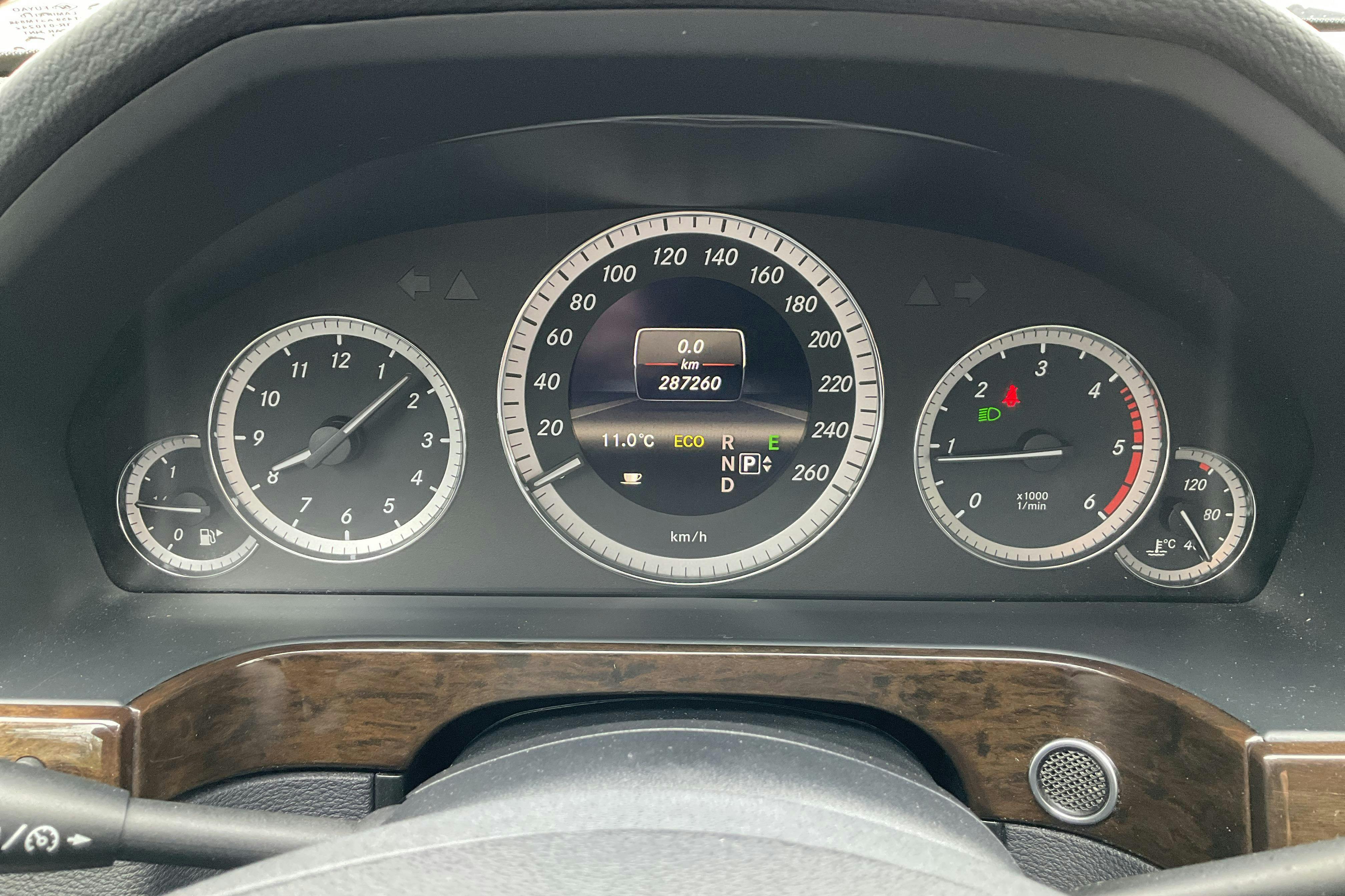 Mercedes E 220 CDI Kombi S212 (170hk) - 287 260 km - Automatyczna - Dark Grey - 2013