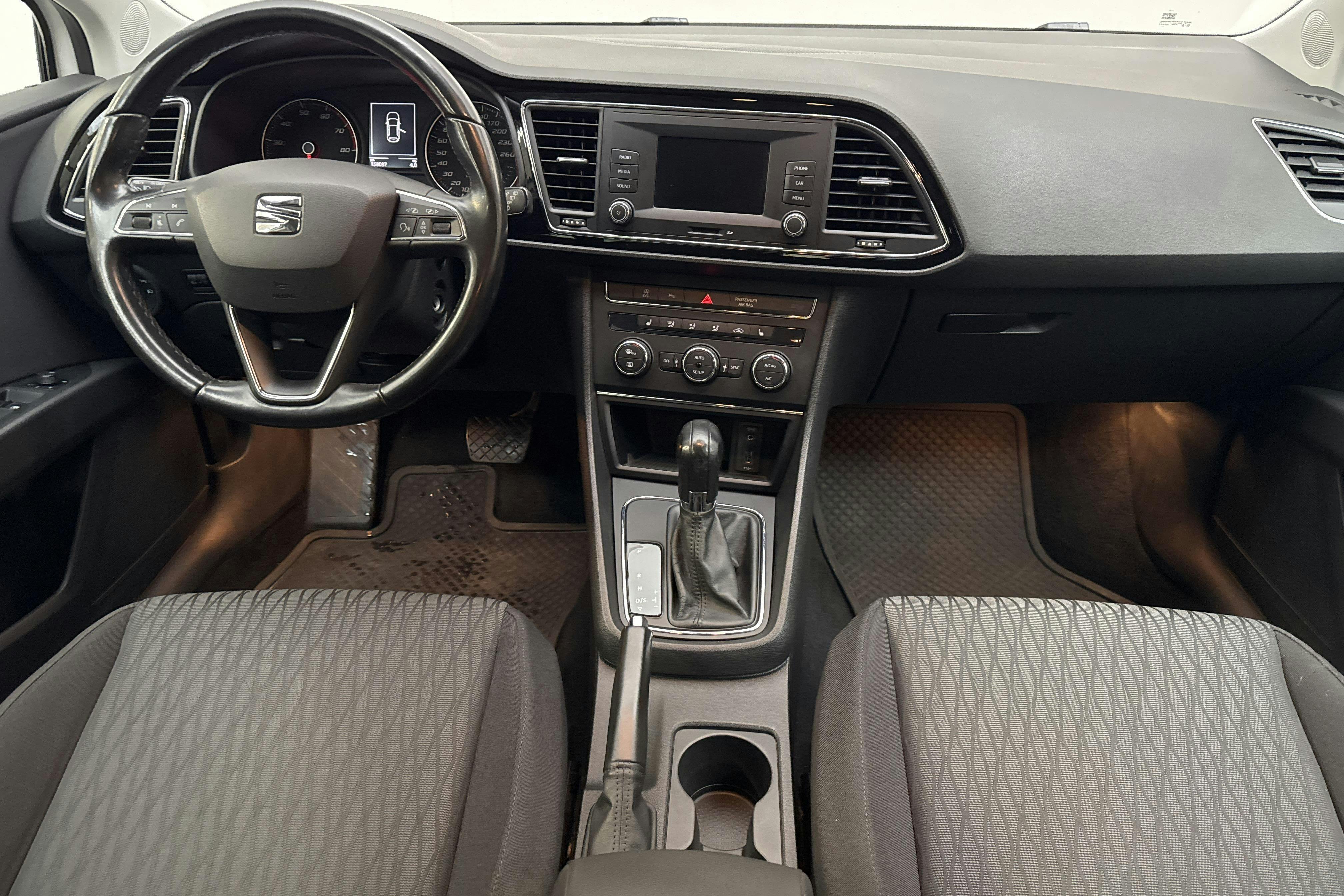 Seat Leon 1.2 TSI ST (110hk) - 158 090 km - Automatic - white - 2016