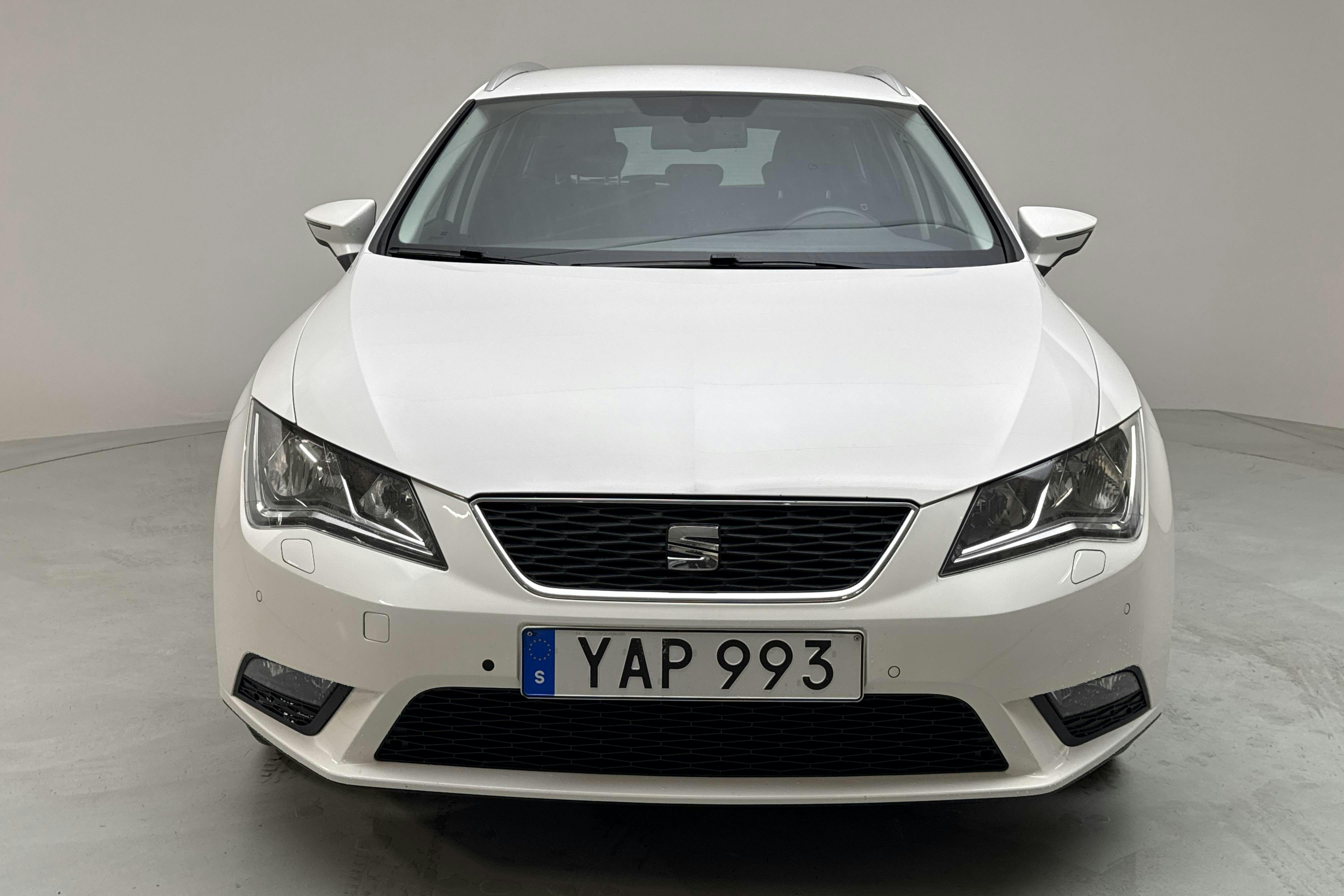 Seat Leon 1.2 TSI ST (110hk) - 158 090 km - Automatic - white - 2016