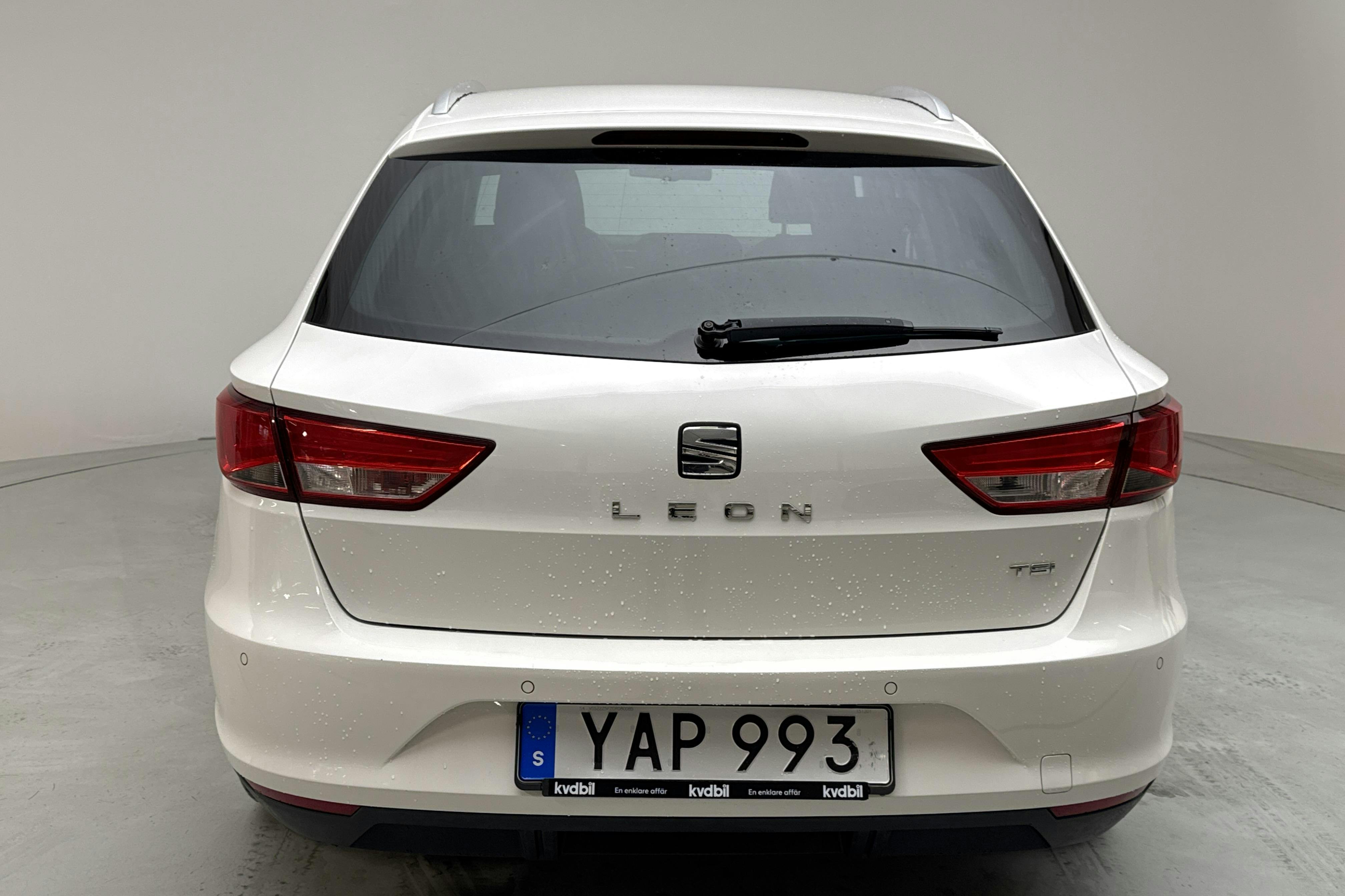 Seat Leon 1.2 TSI ST (110hk) - 158 090 km - Automatic - white - 2016