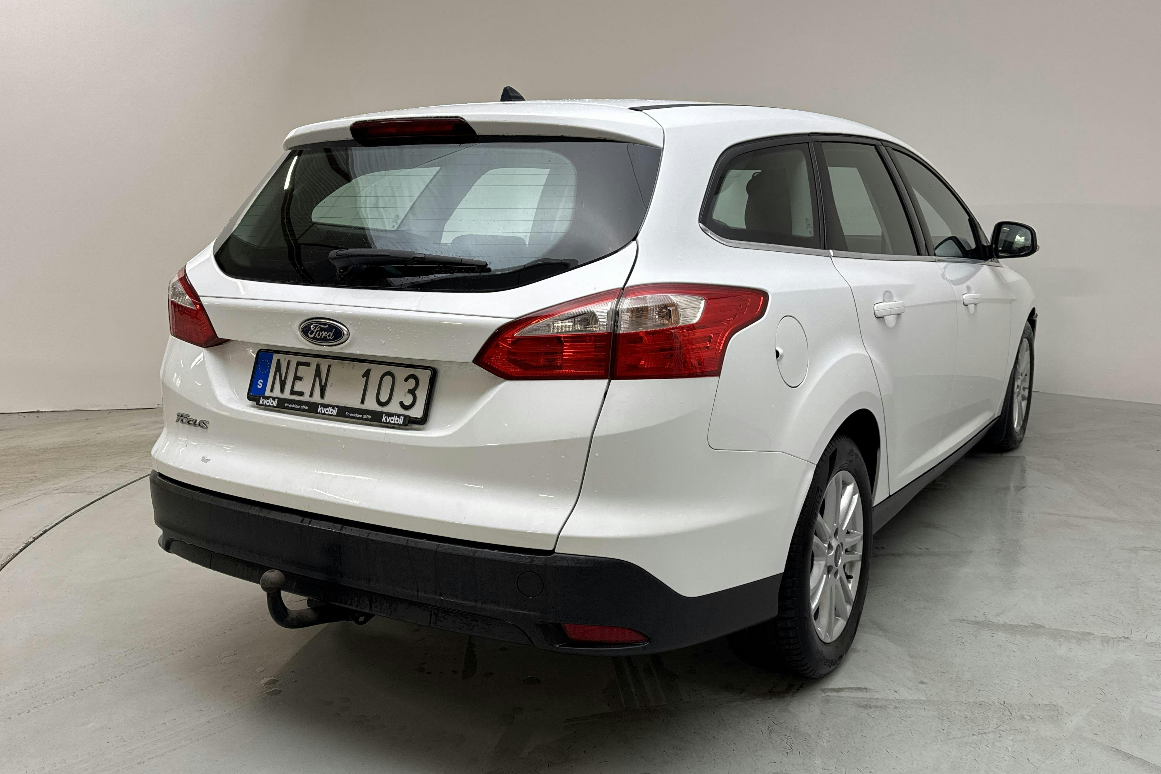 Ford Focus 1.6 TDCi Kombi (115hk) - 9 688 mil - Manuell - vit - 2013