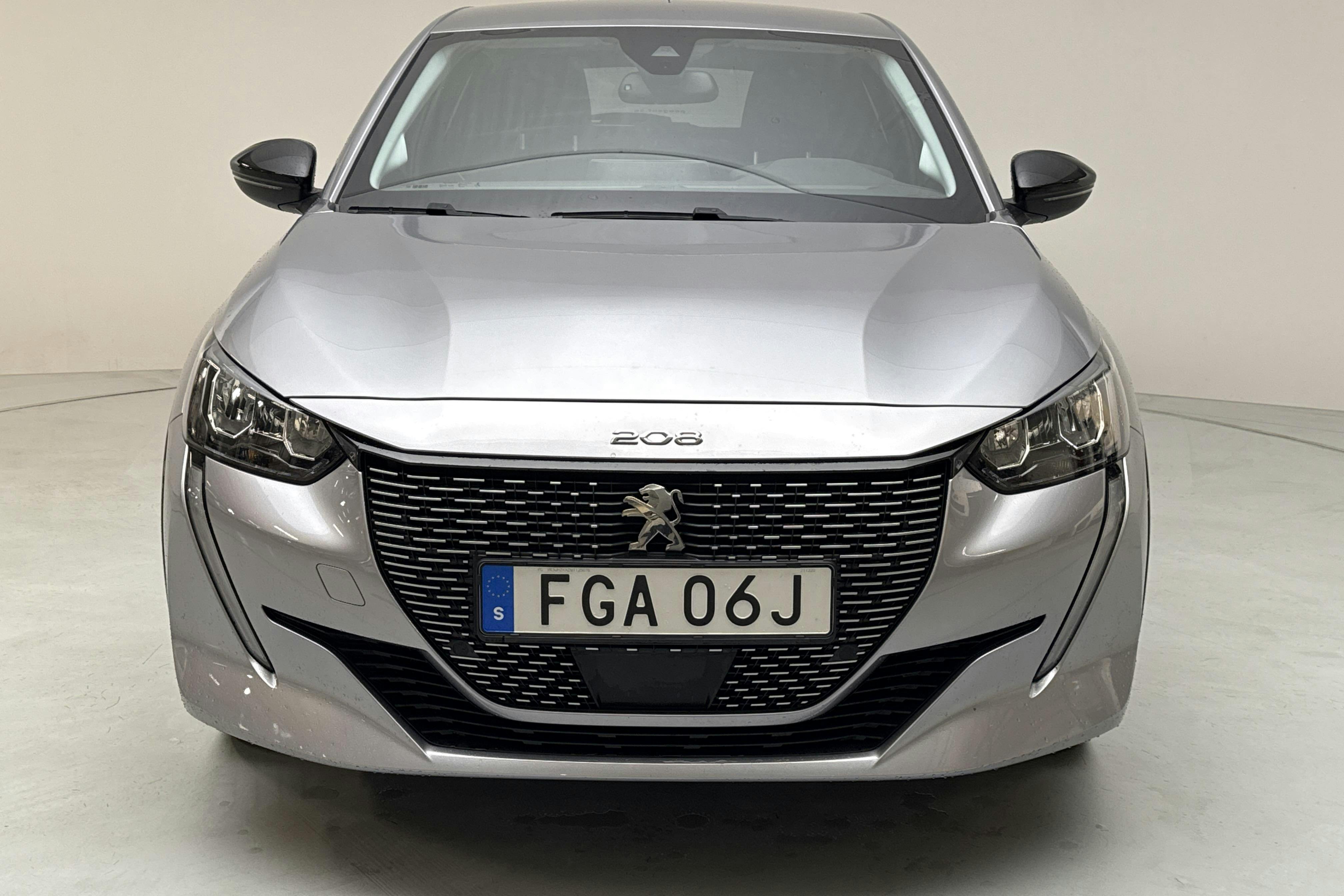Peugeot e-208 50 kWh 5dr (136hk) - 2 245 mil - Automat - grå - 2021