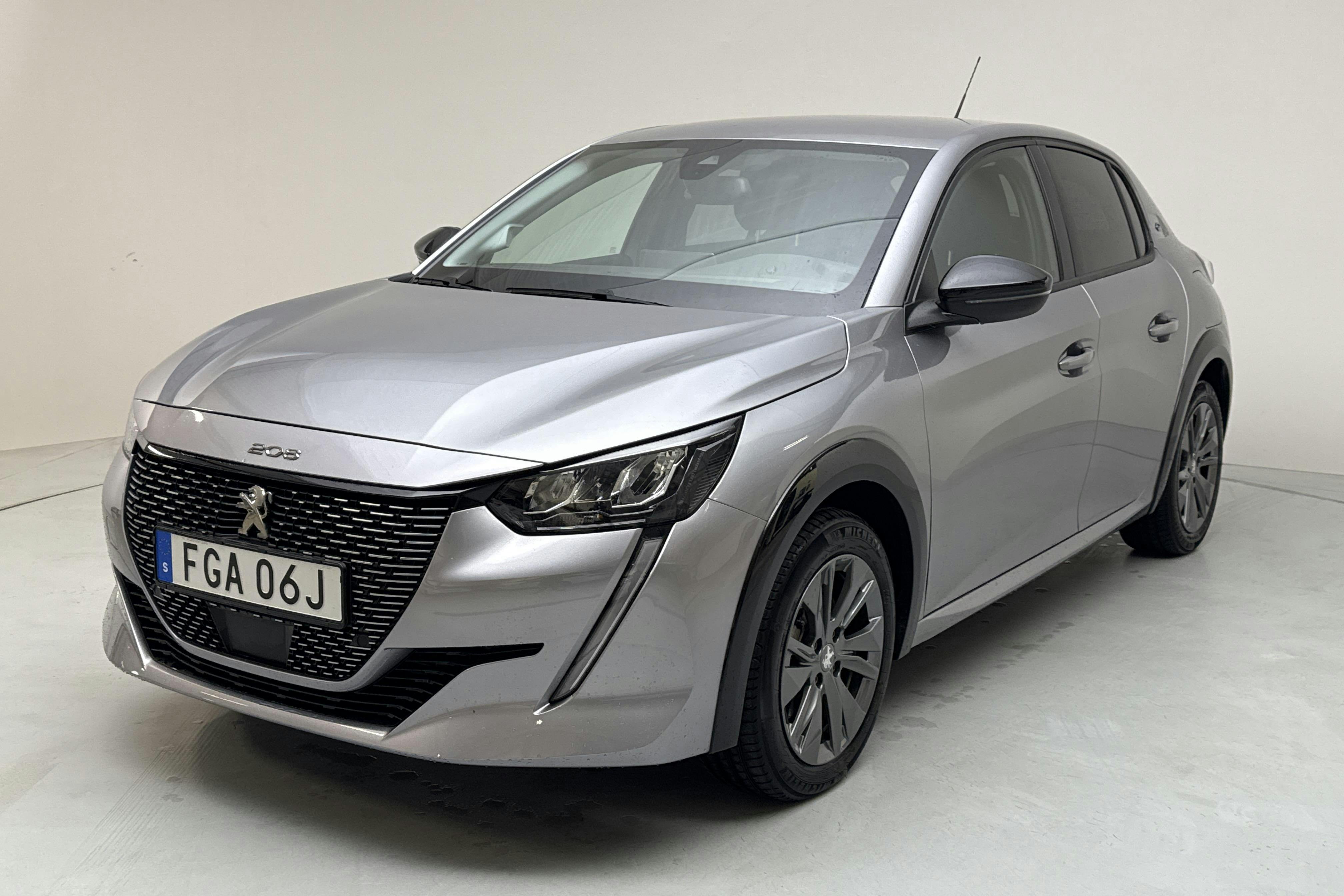 Peugeot e-208 50 kWh 5dr (136hk) - 22 450 km - Automaatne - hall - 2021
