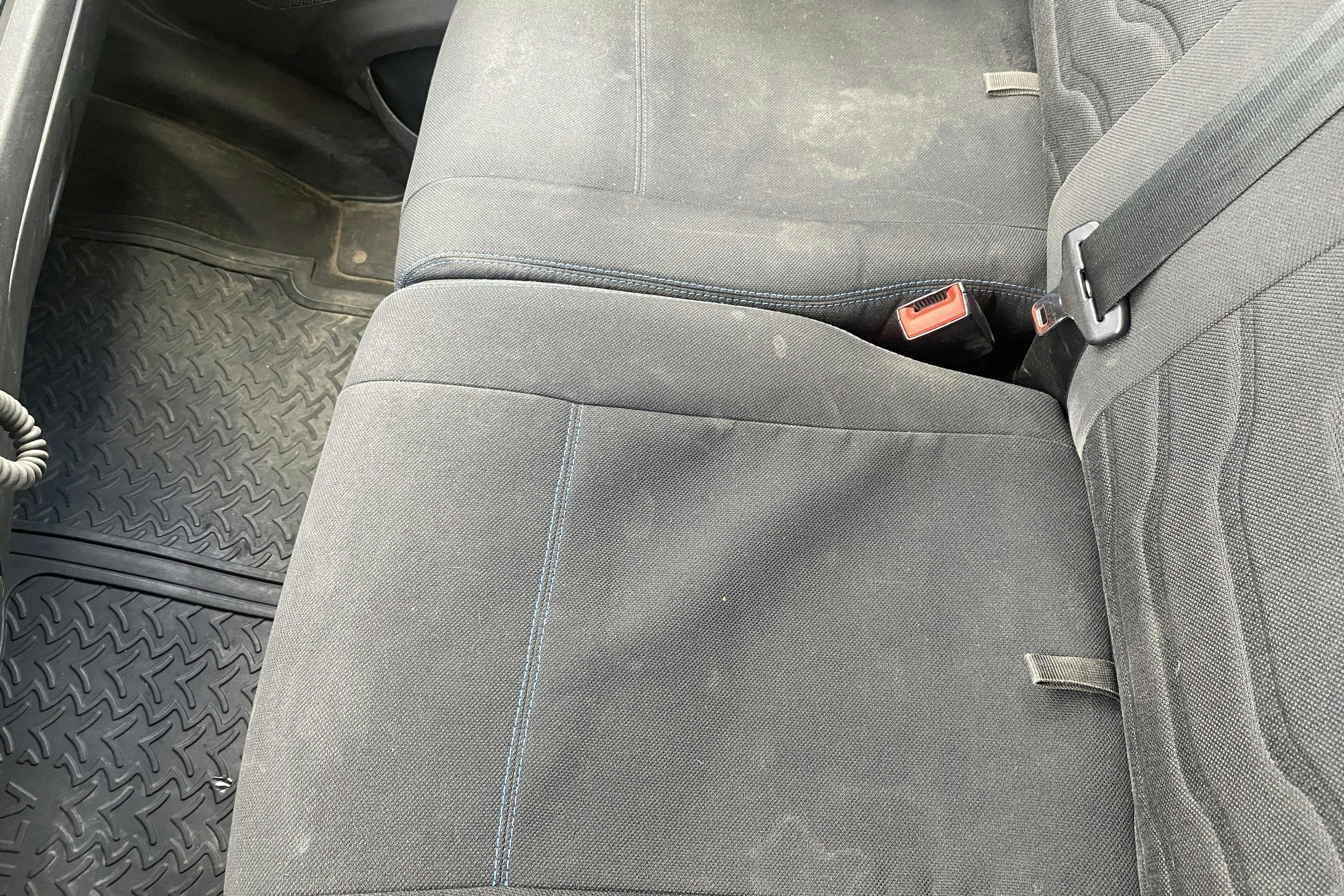 Iveco DAILY 70C17H - 70 841 km - Manuaalinen - 2016