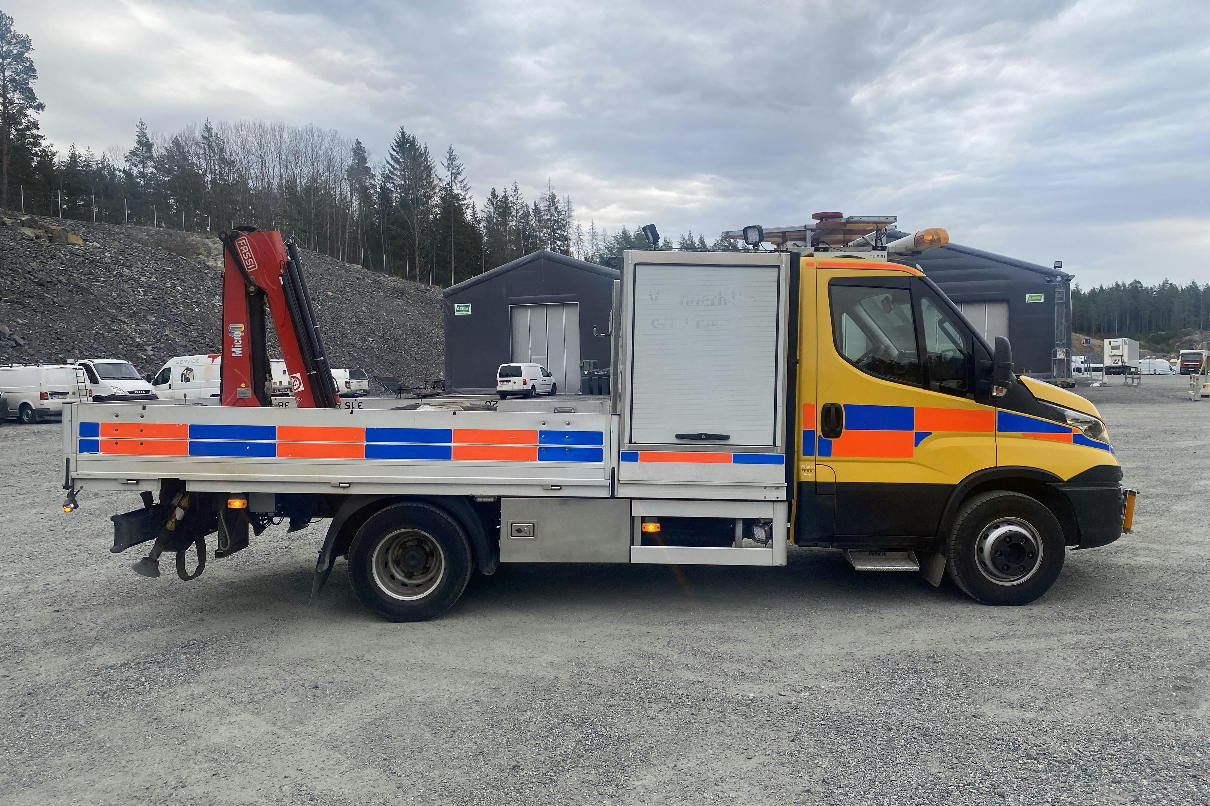 Iveco DAILY 70C17H - 70 841 km - Manuaalinen - 2016
