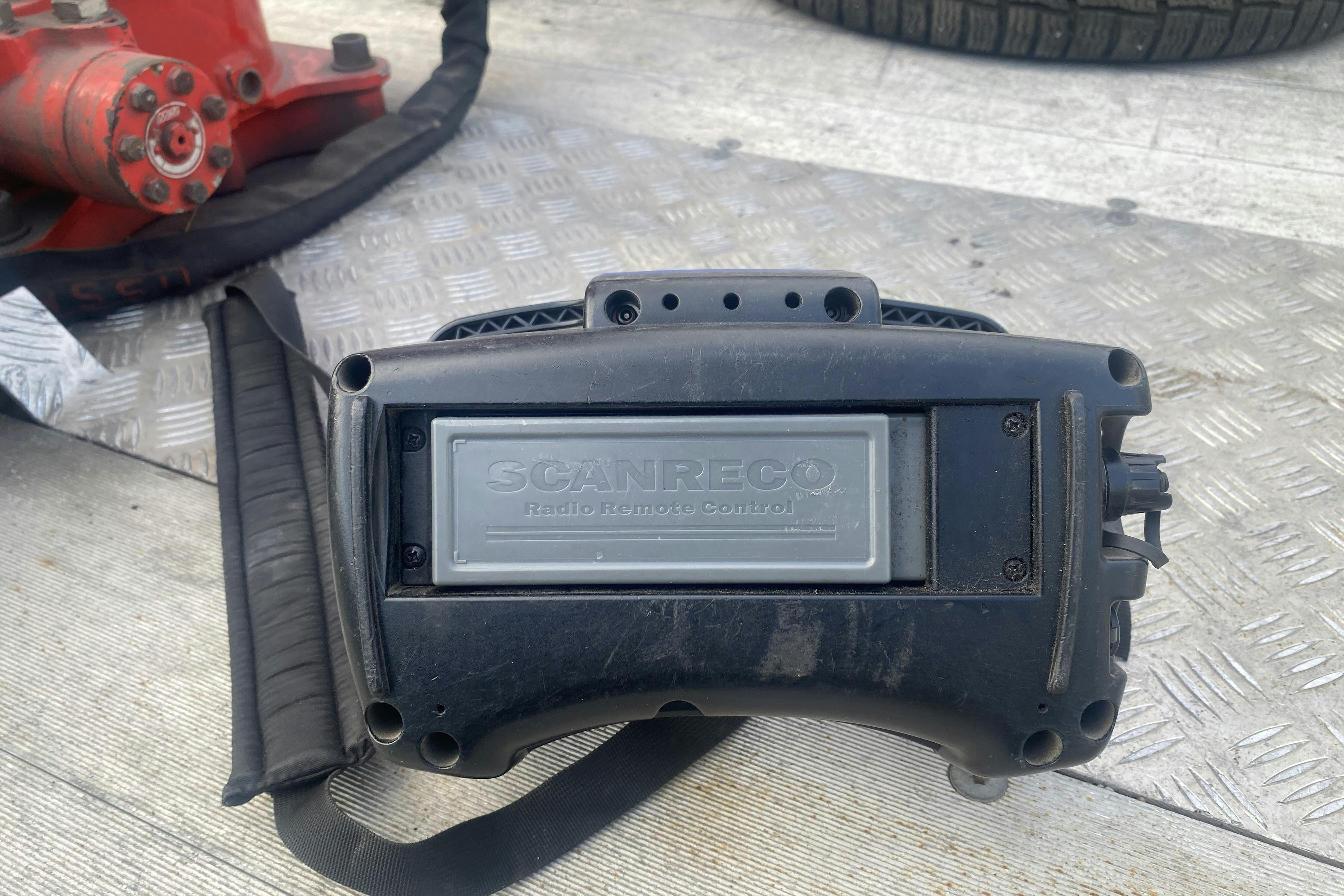 Iveco DAILY 70C17H - 70 841 km - Manuaalinen - 2016