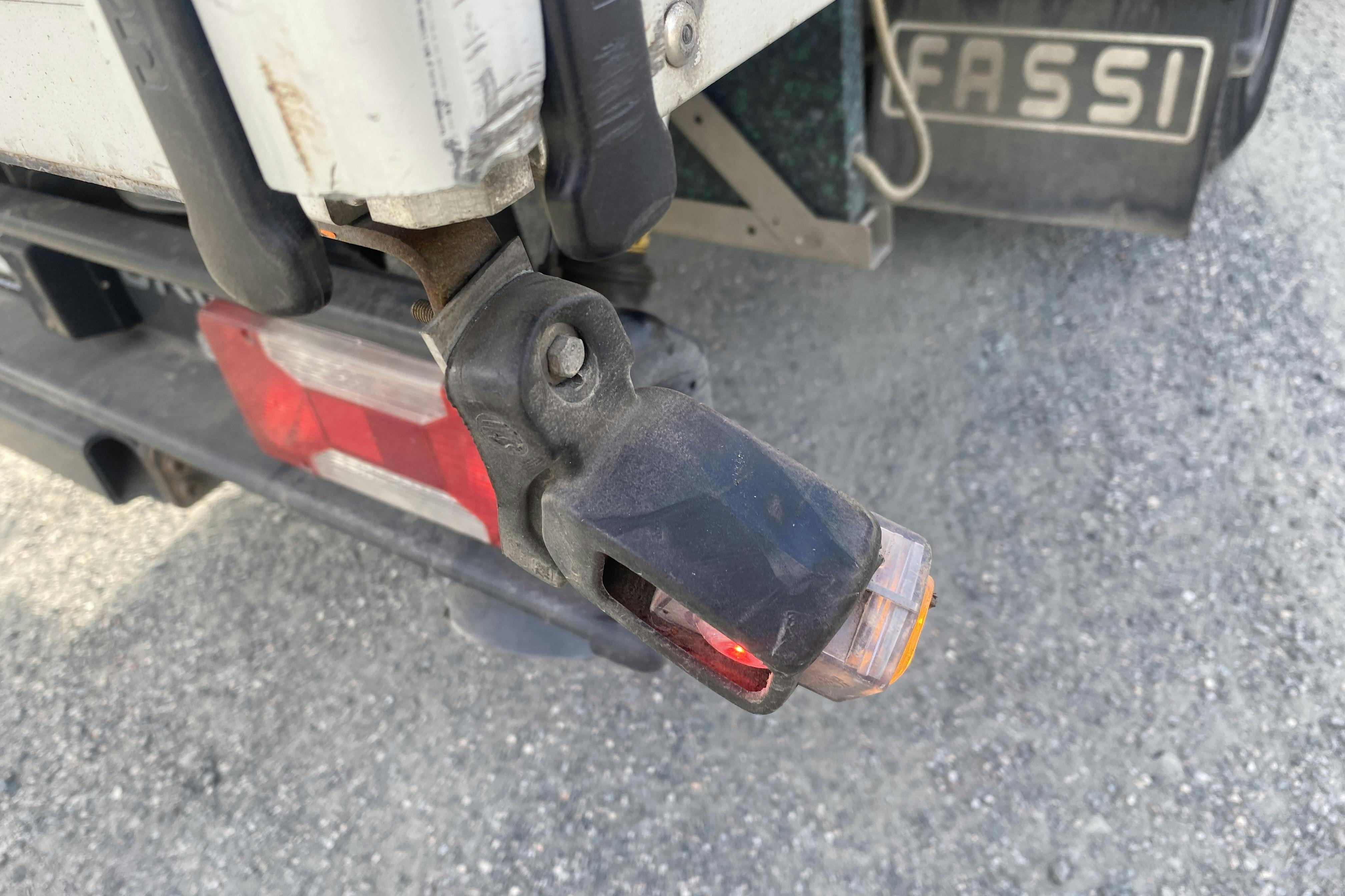 Iveco DAILY 70C17H - 70 841 km - Manuaalinen - 2016