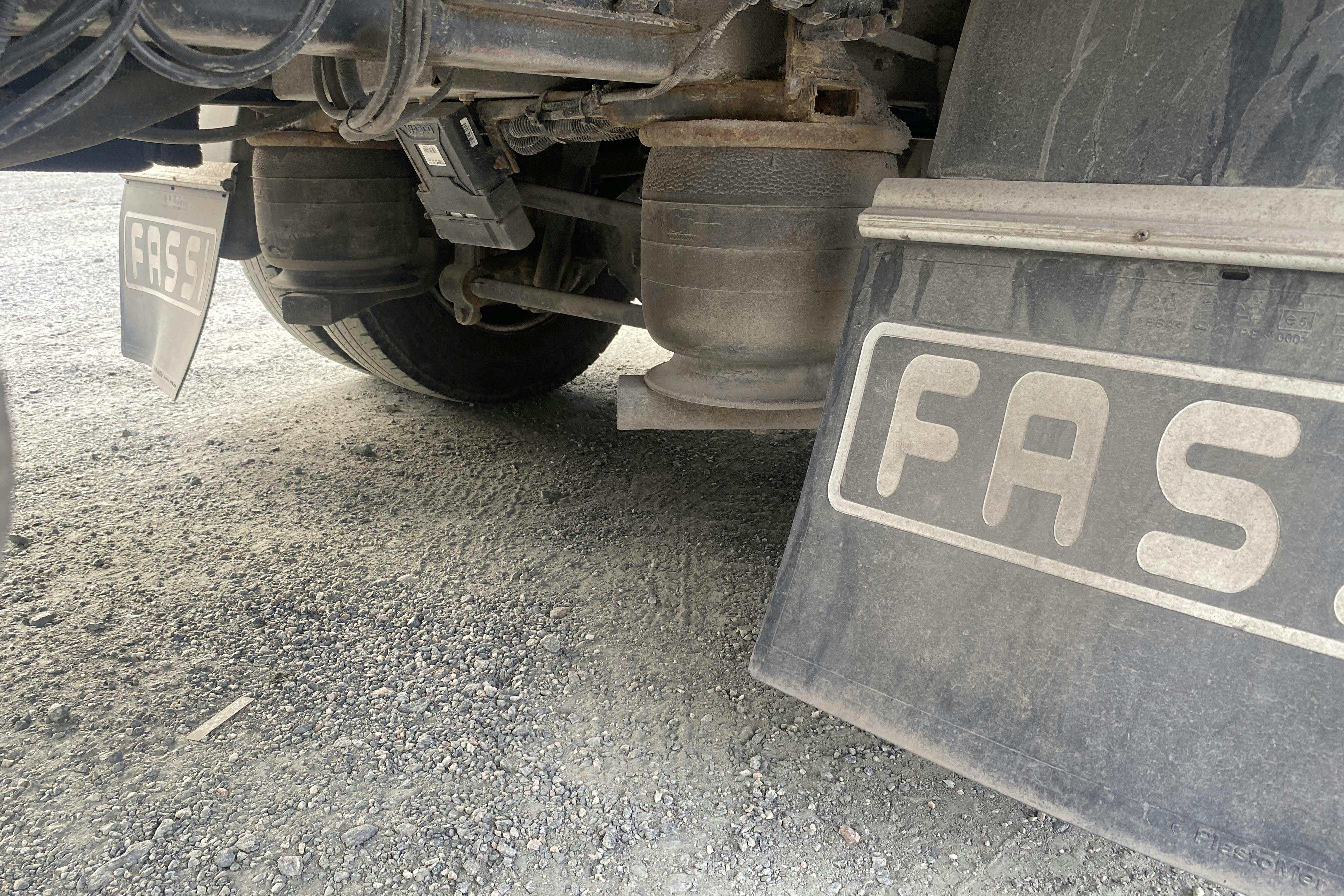 Iveco DAILY 70C17H - 70 841 km - Manuaalinen - 2016
