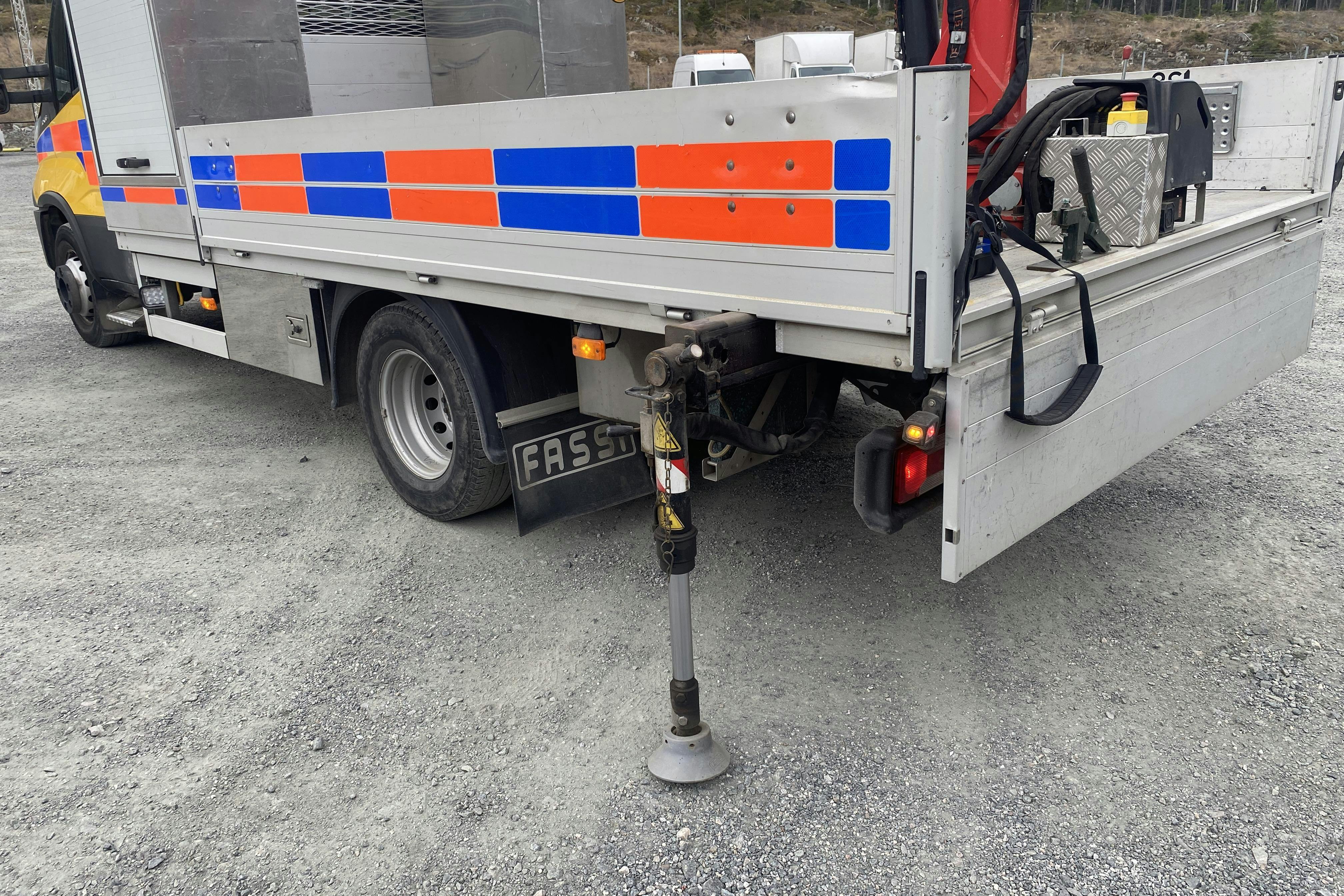 Iveco DAILY 70C17H - 70 841 km - Manuaalinen - 2016