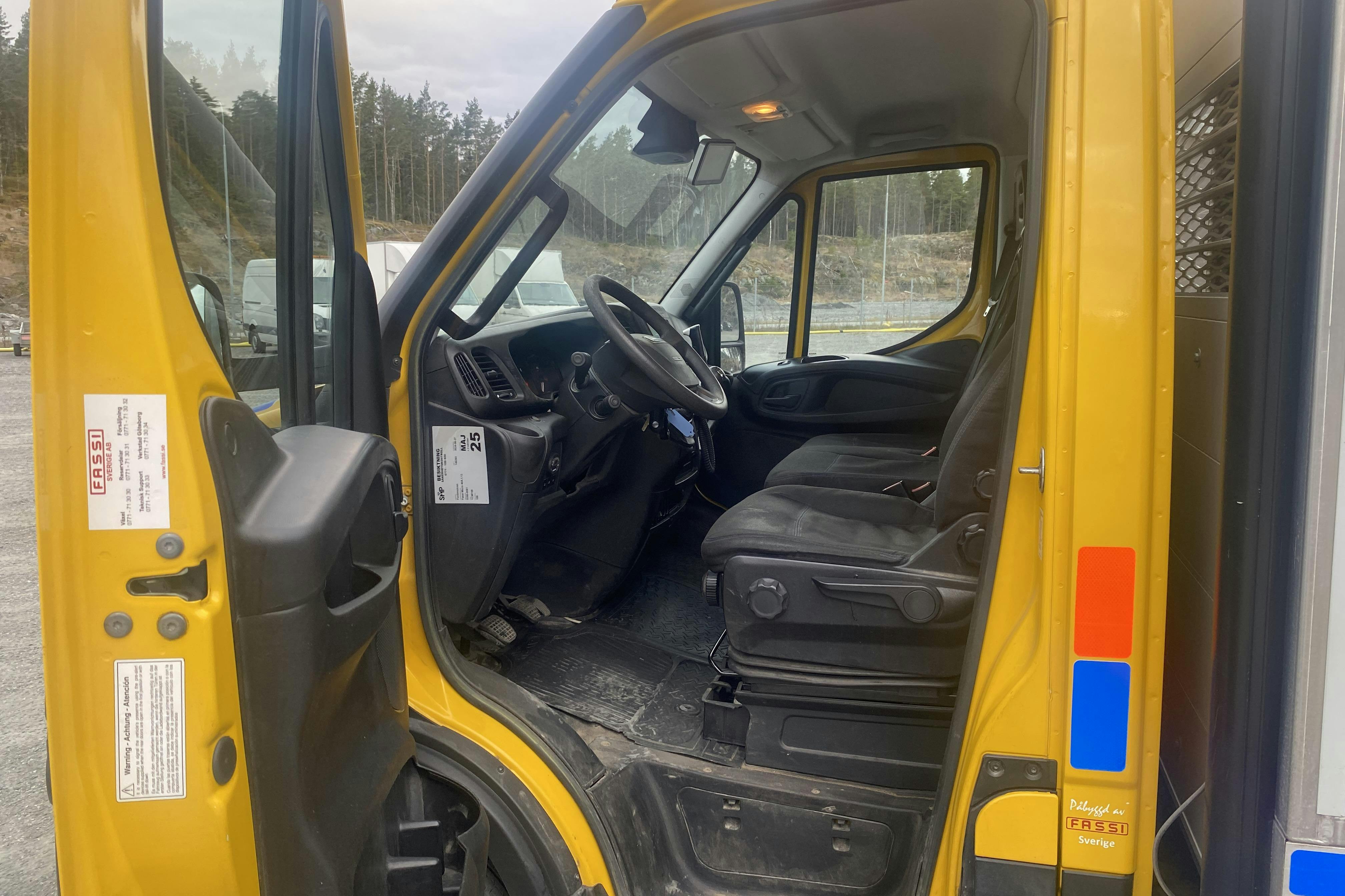 Iveco DAILY 70C17H - 70 841 km - Manuaalinen - 2016