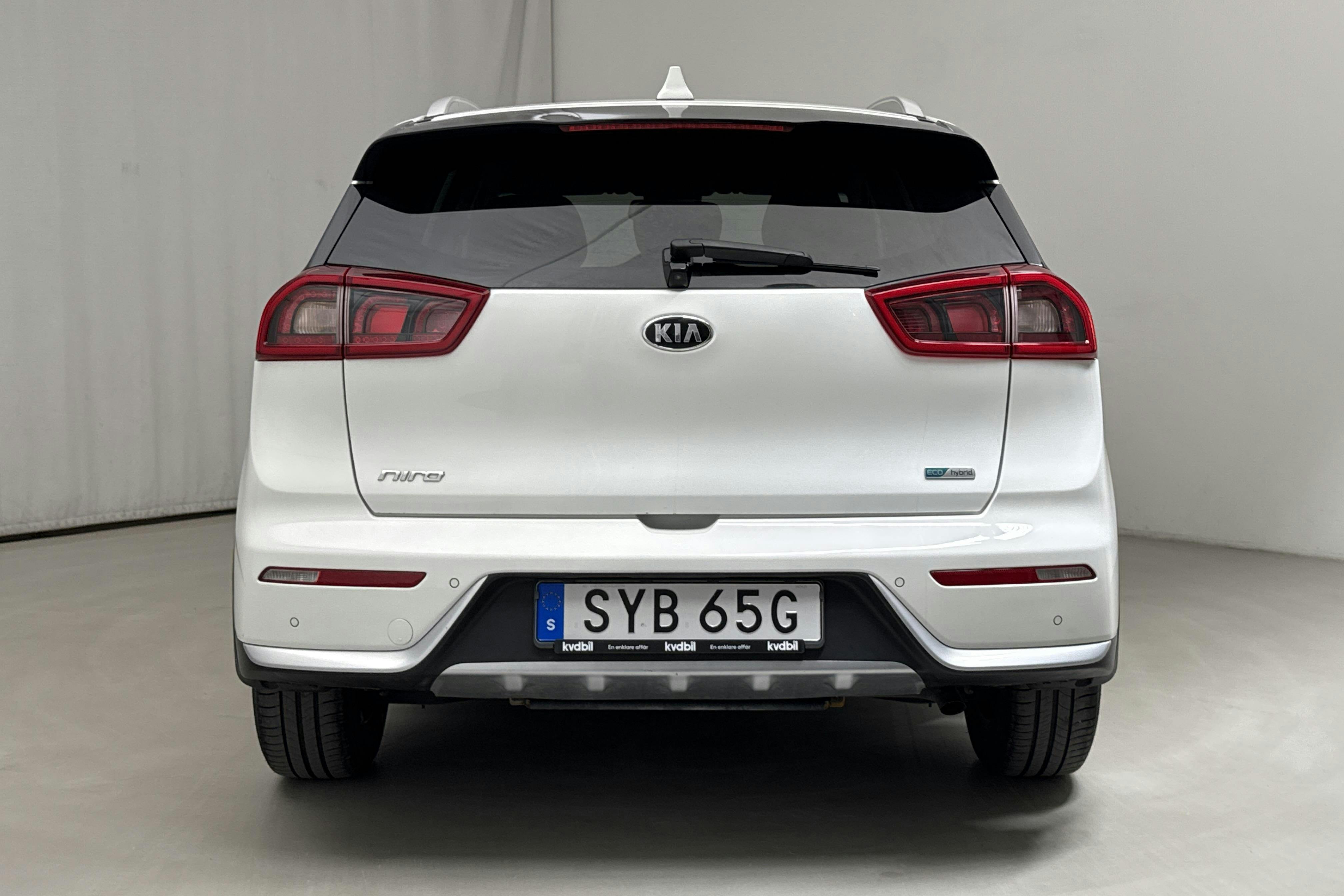 KIA Niro Hybrid 1.6 (141hk) - 60 500 km - Automatic - white - 2019
