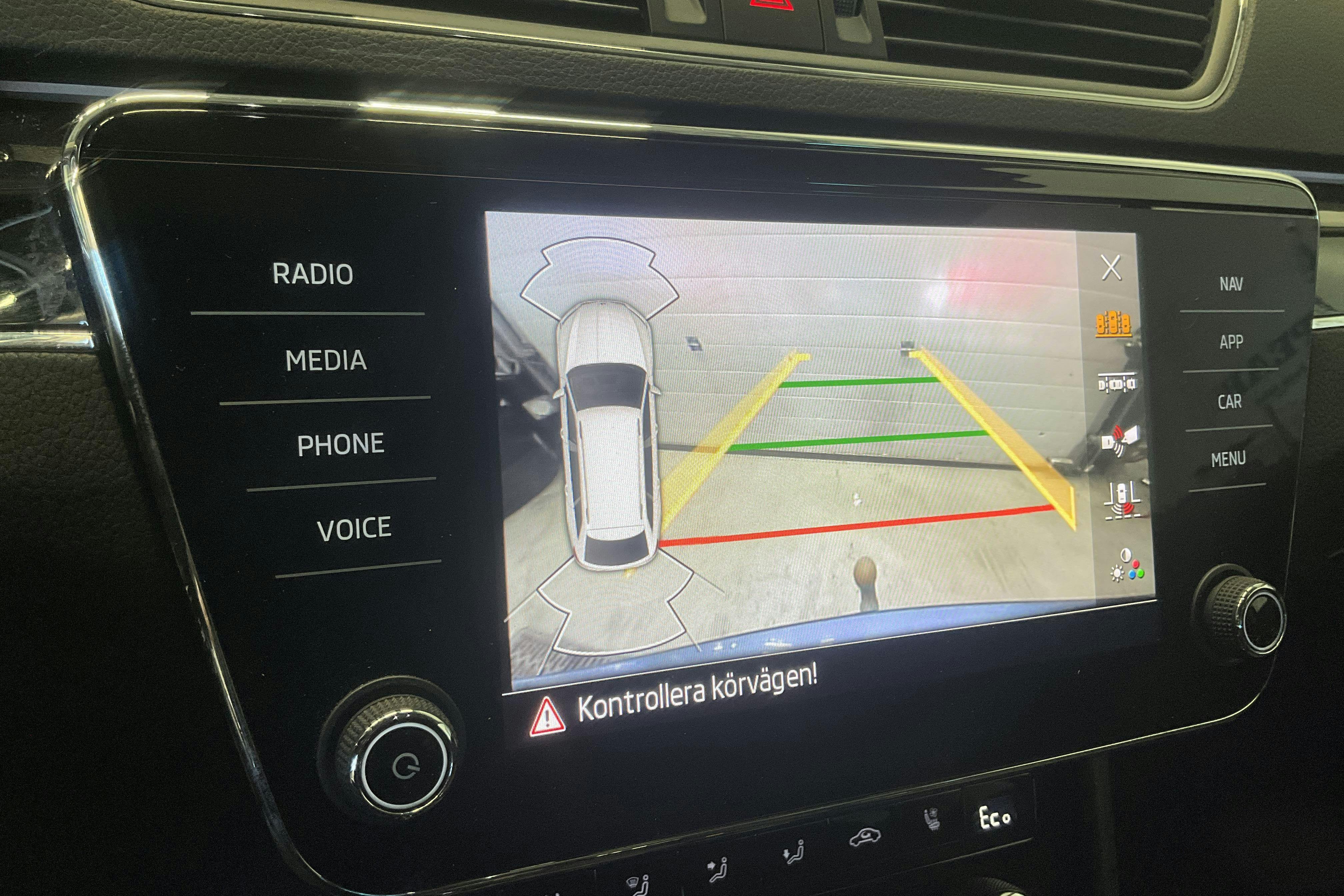Skoda Superb 1.4 TSI PHEV Kombi (218hk) - 92 840 km - Automatic - gray - 2021