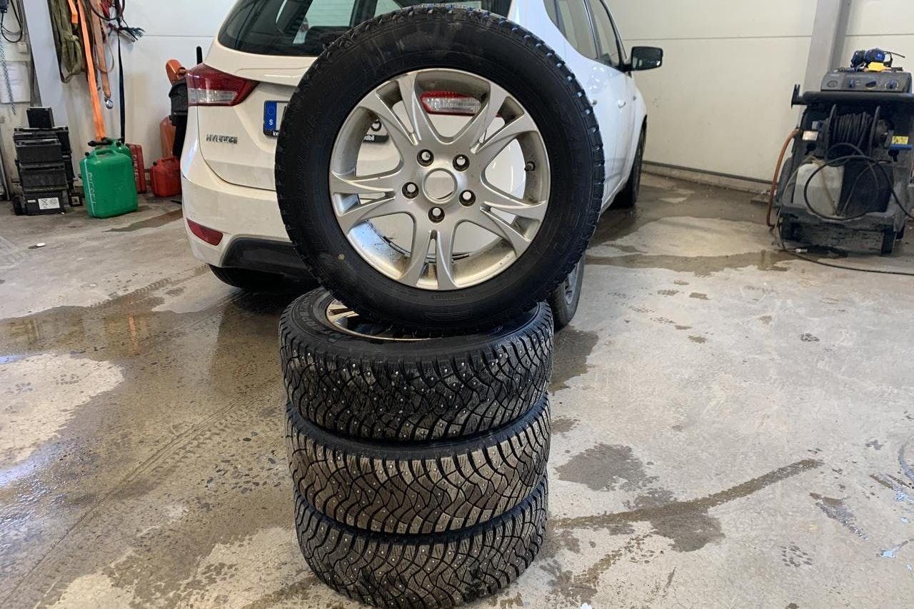 Hyundai ix20 1.6 (125hk) - 21 951 mil - Automat - vit - 2014