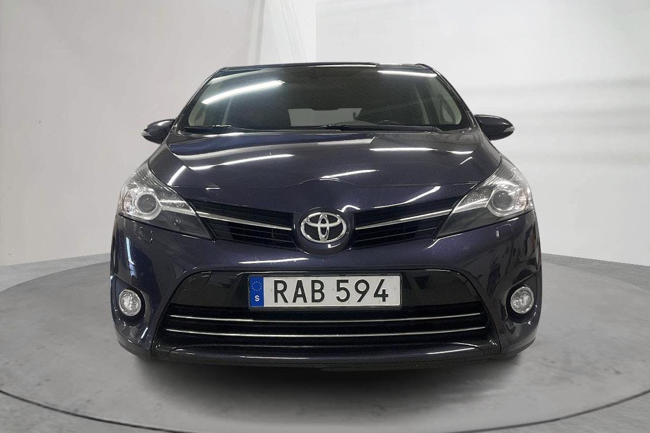 Toyota Verso VVT-i 1.8 (147hk) - 13 003 mil - Manuell - blå - 2015
